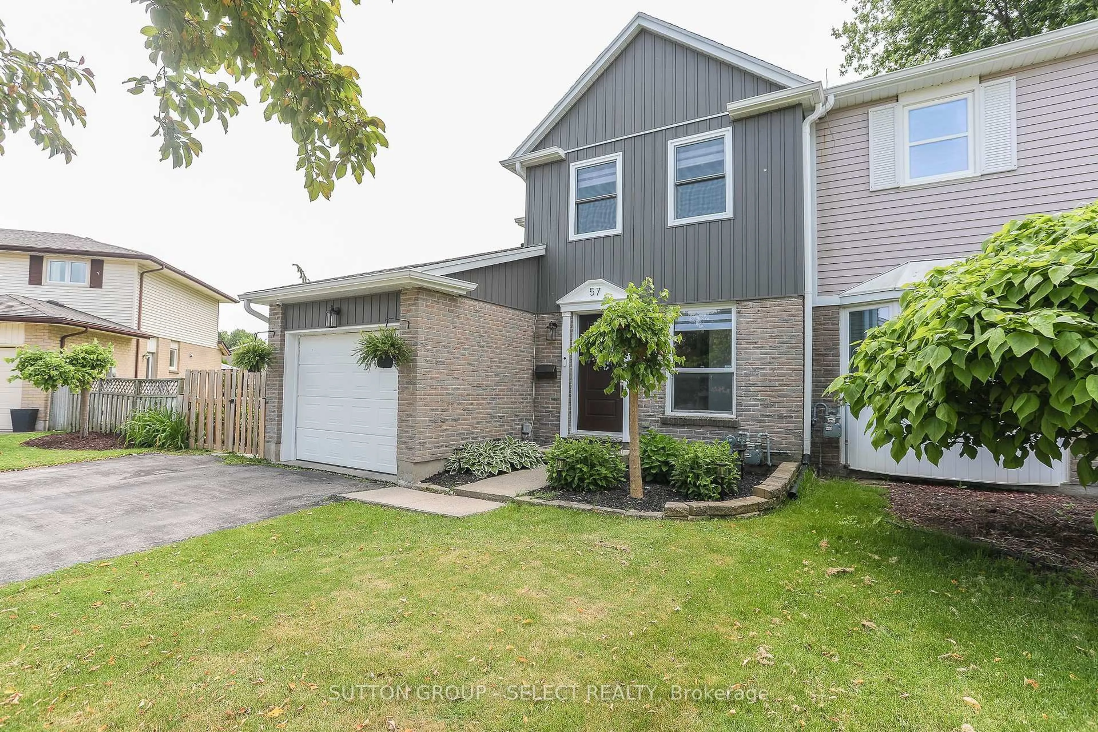 Unknown for 57 Roundhill Crt, London South Ontario N5Z 4N3
