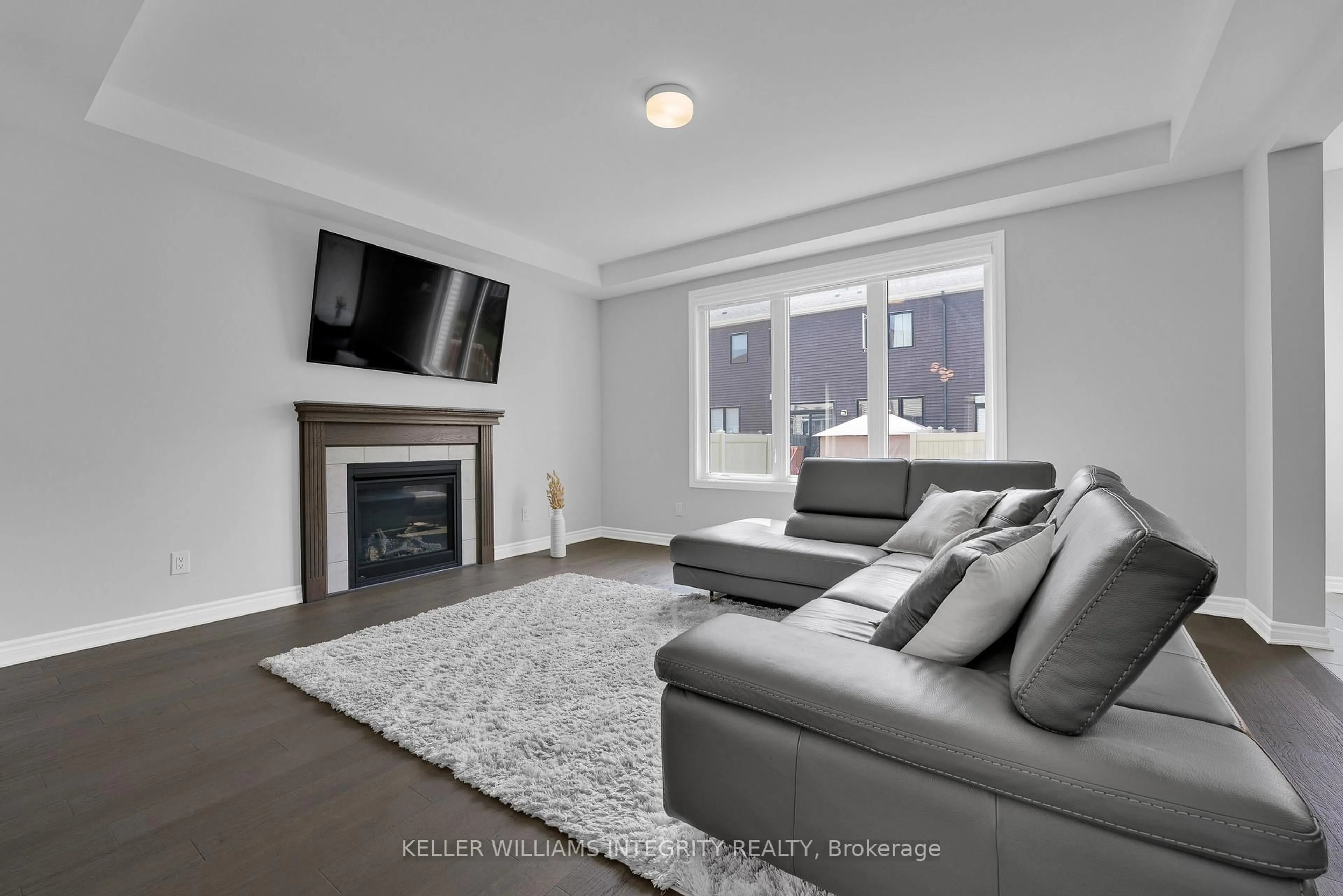Living room with furniture, unknown for 482 Alcor Terr, Ottawa Ontario K2J 6S9