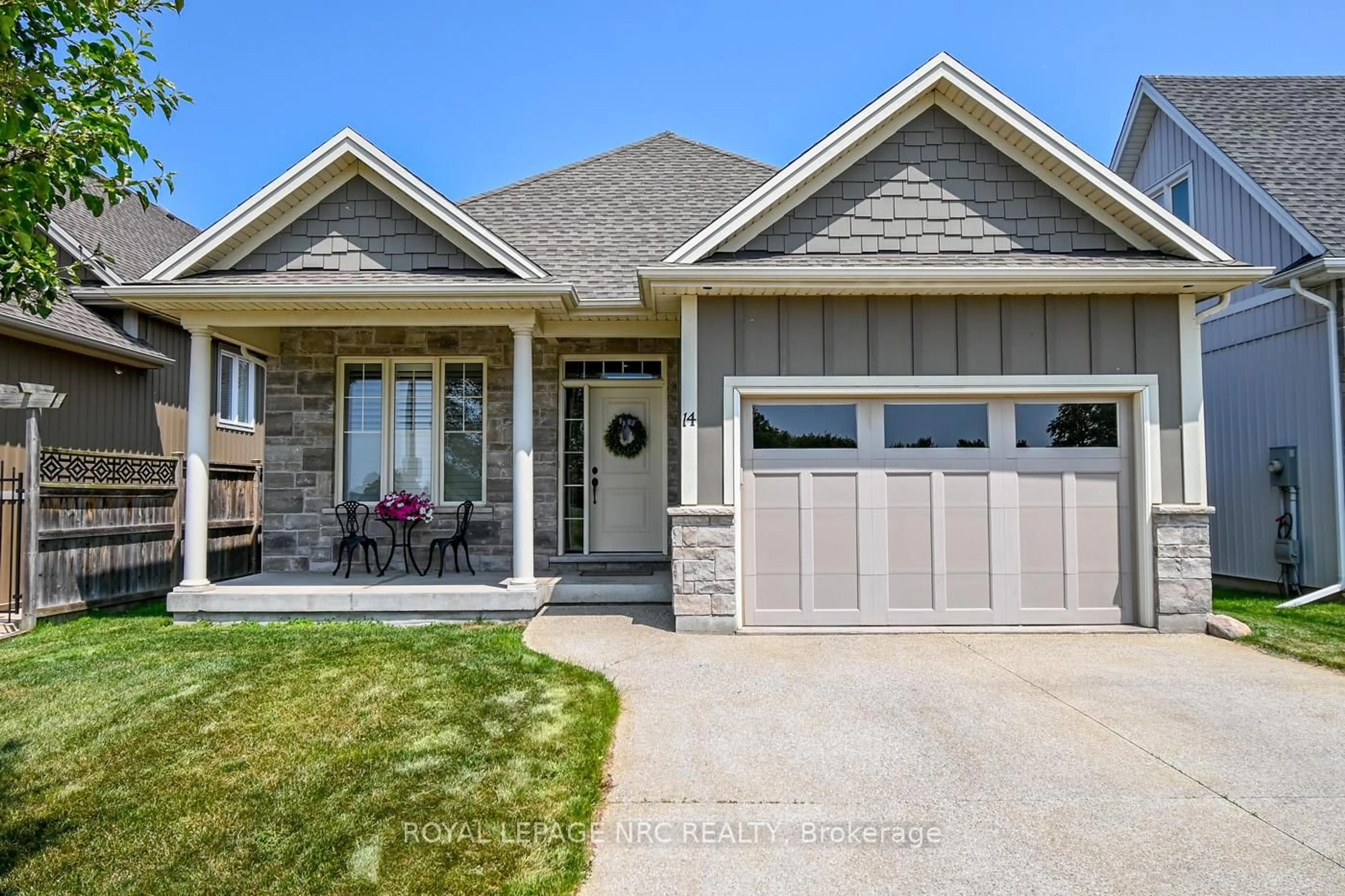 Home with brick exterior material, street for 14 Riesling Dr, Niagara-on-the-Lake Ontario L0S 1J0