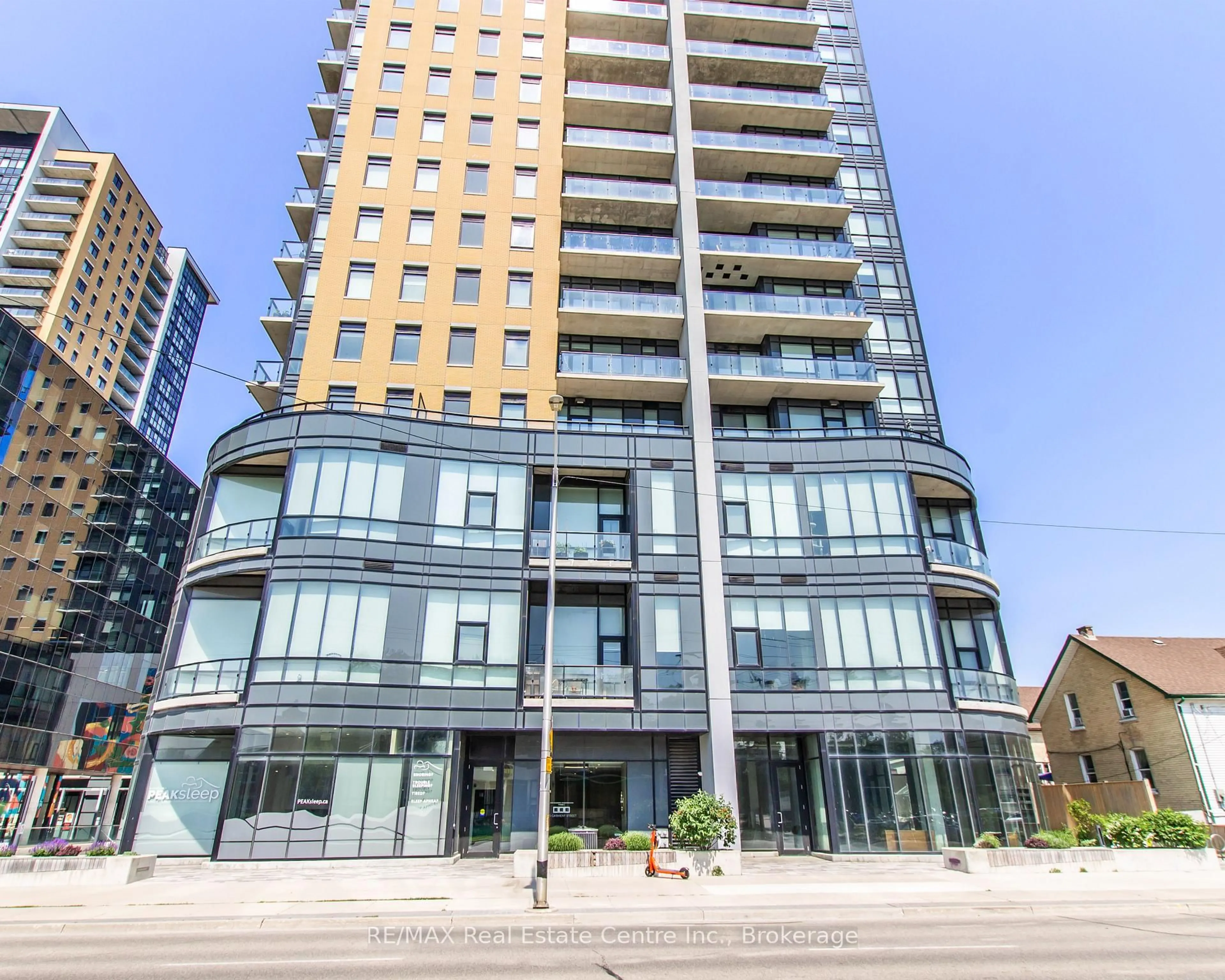 Unknown for 100 Garment St #803, Kitchener Ontario N2G 0C3