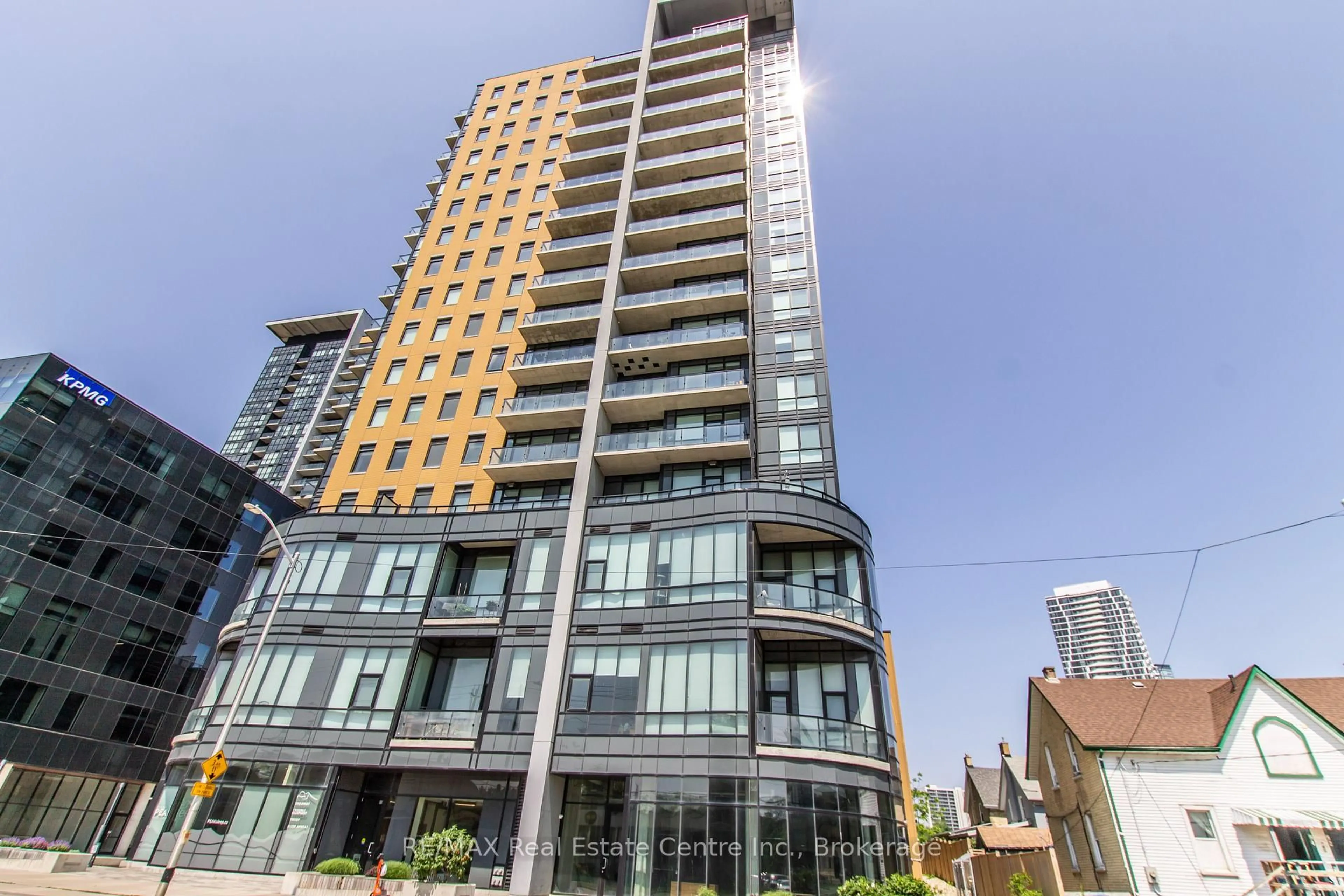 Unknown for 100 Garment St #803, Kitchener Ontario N2G 0C3
