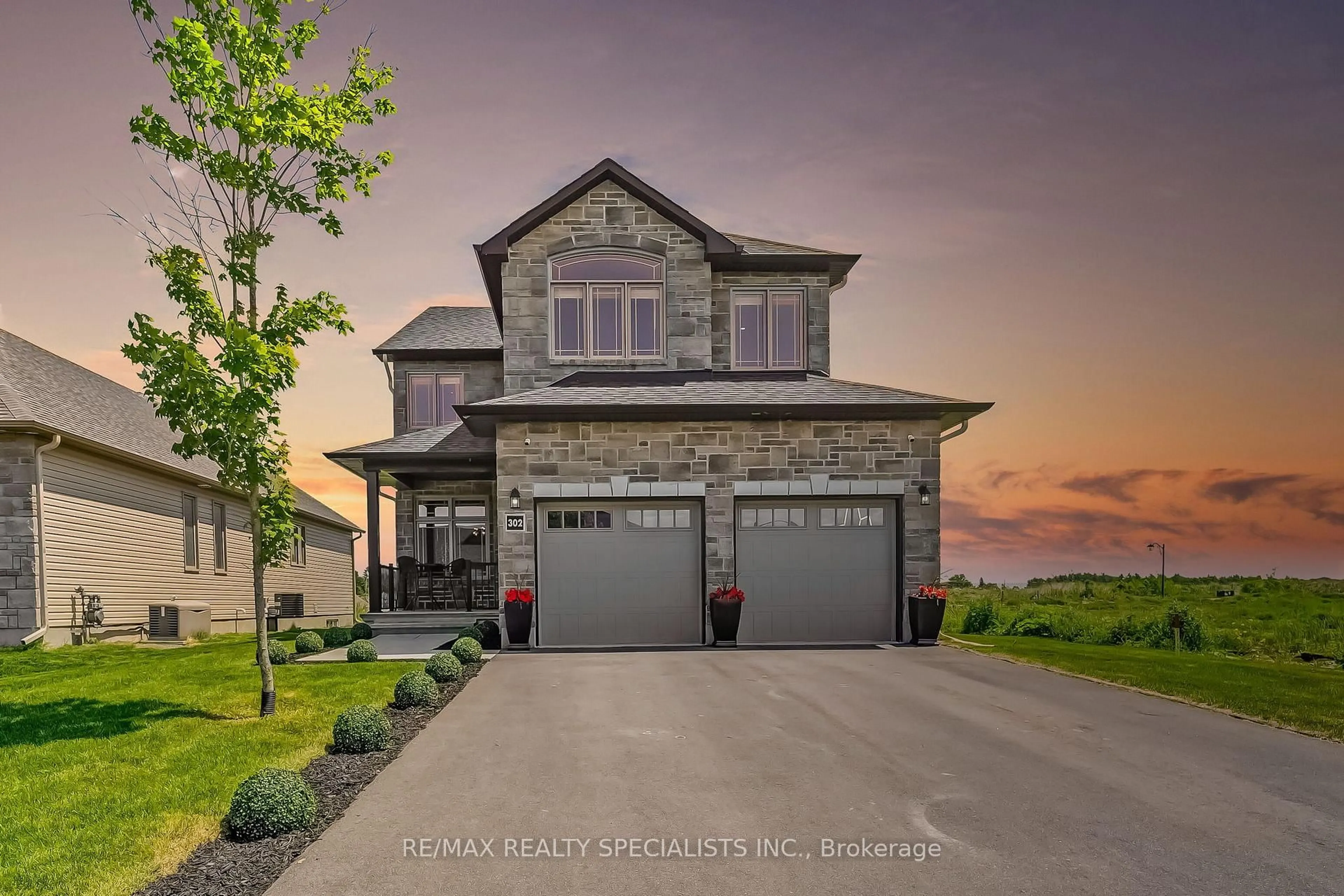 Home with brick exterior material, unknown for 302 TURQUOISE St, Clarence-Rockland Ontario K4K 0L7
