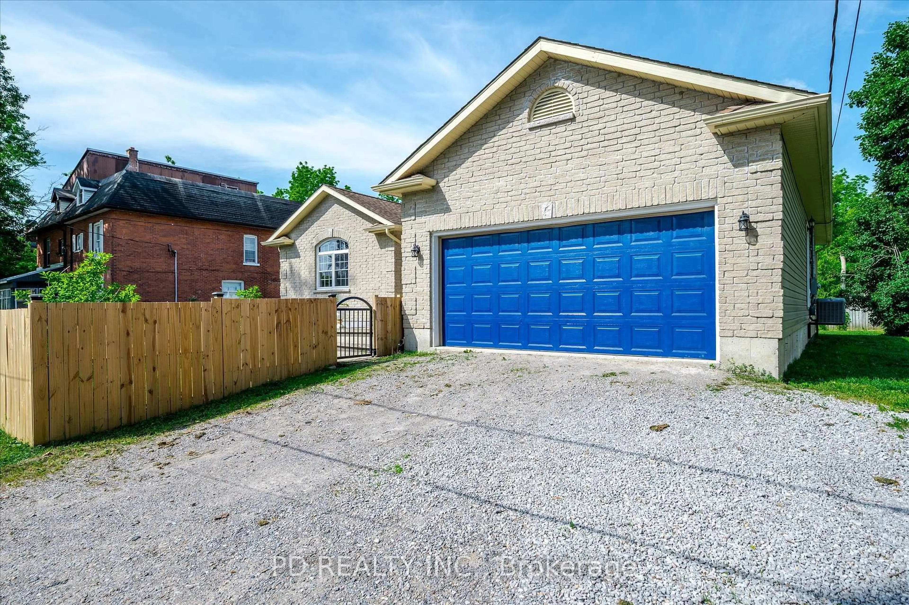 Unknown for 19 George St St, Kawartha Lakes Ontario K0L 2W0