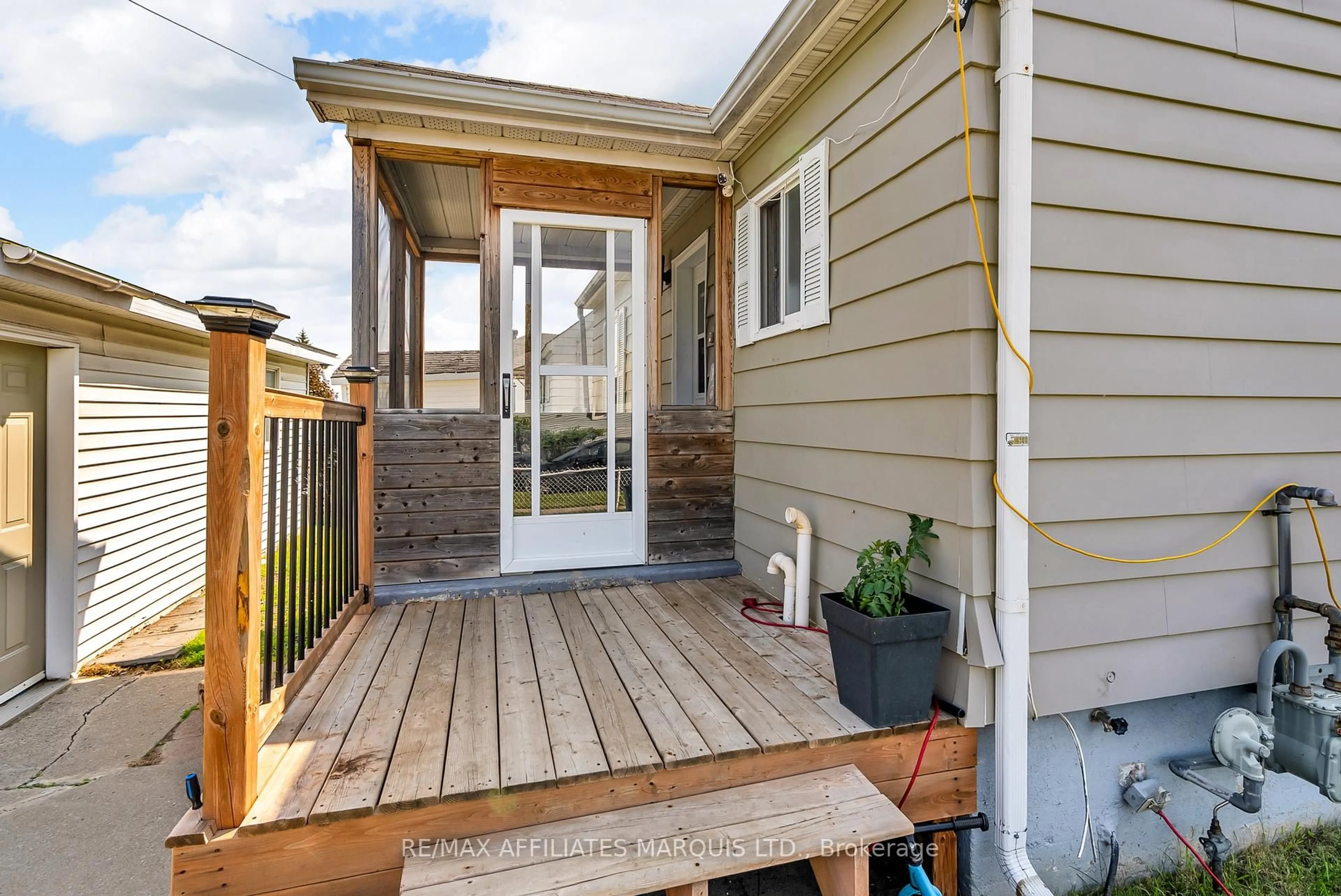 Home with vinyl exterior material, street for 1202 Second St, Cornwall Ontario K6H 2B4