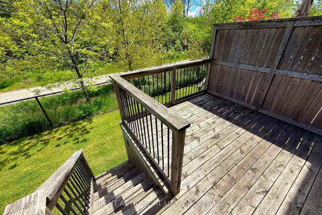 Additional image 6 of 71 Southshore Cres