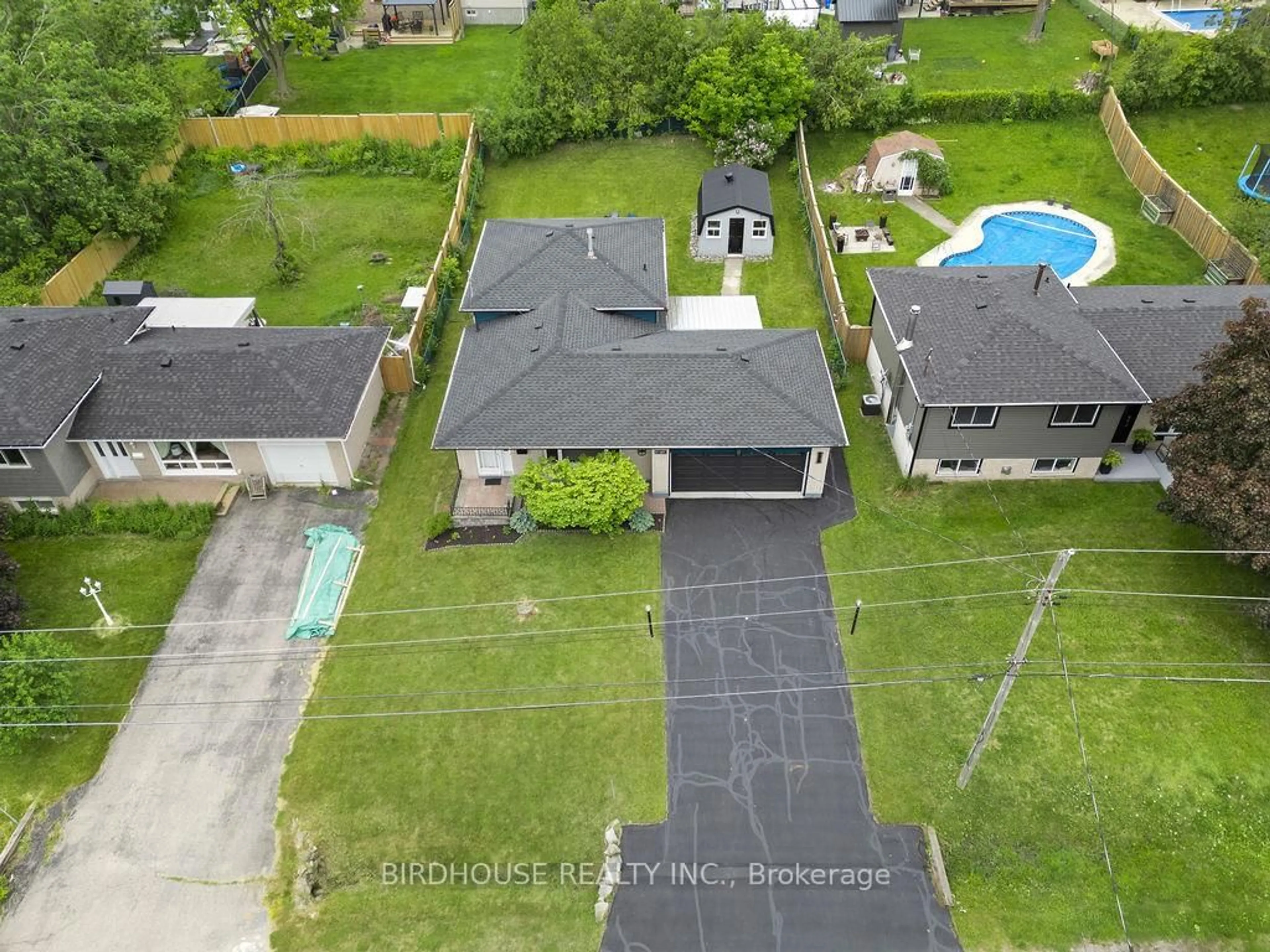 A pic from outside/outdoor area/front of a property/back of a property/a pic from drone, street for 13 Mohawk Dr, Kawartha Lakes Ontario K9V 0J1