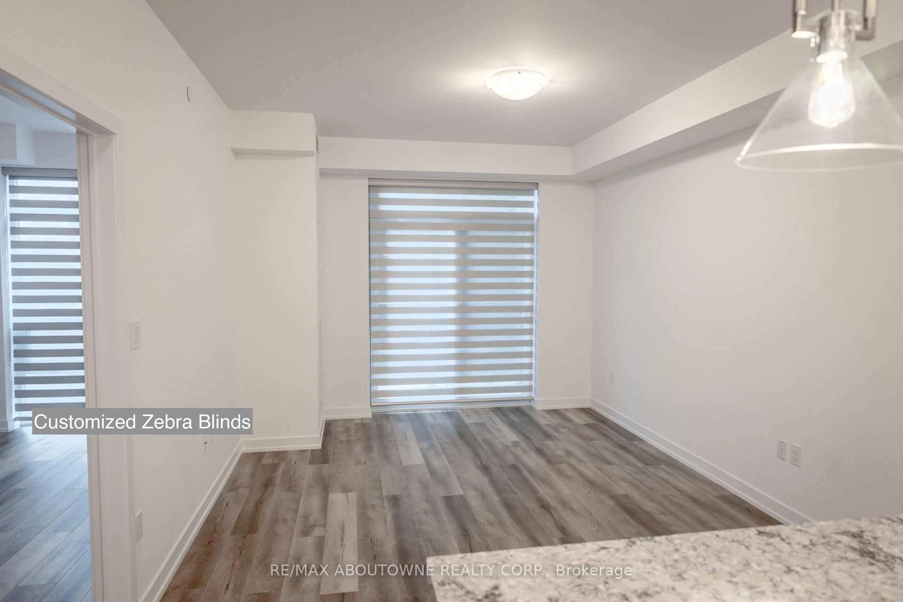 A pic of a room for 470 Dundas St #429, Hamilton Ontario L8B 2A6