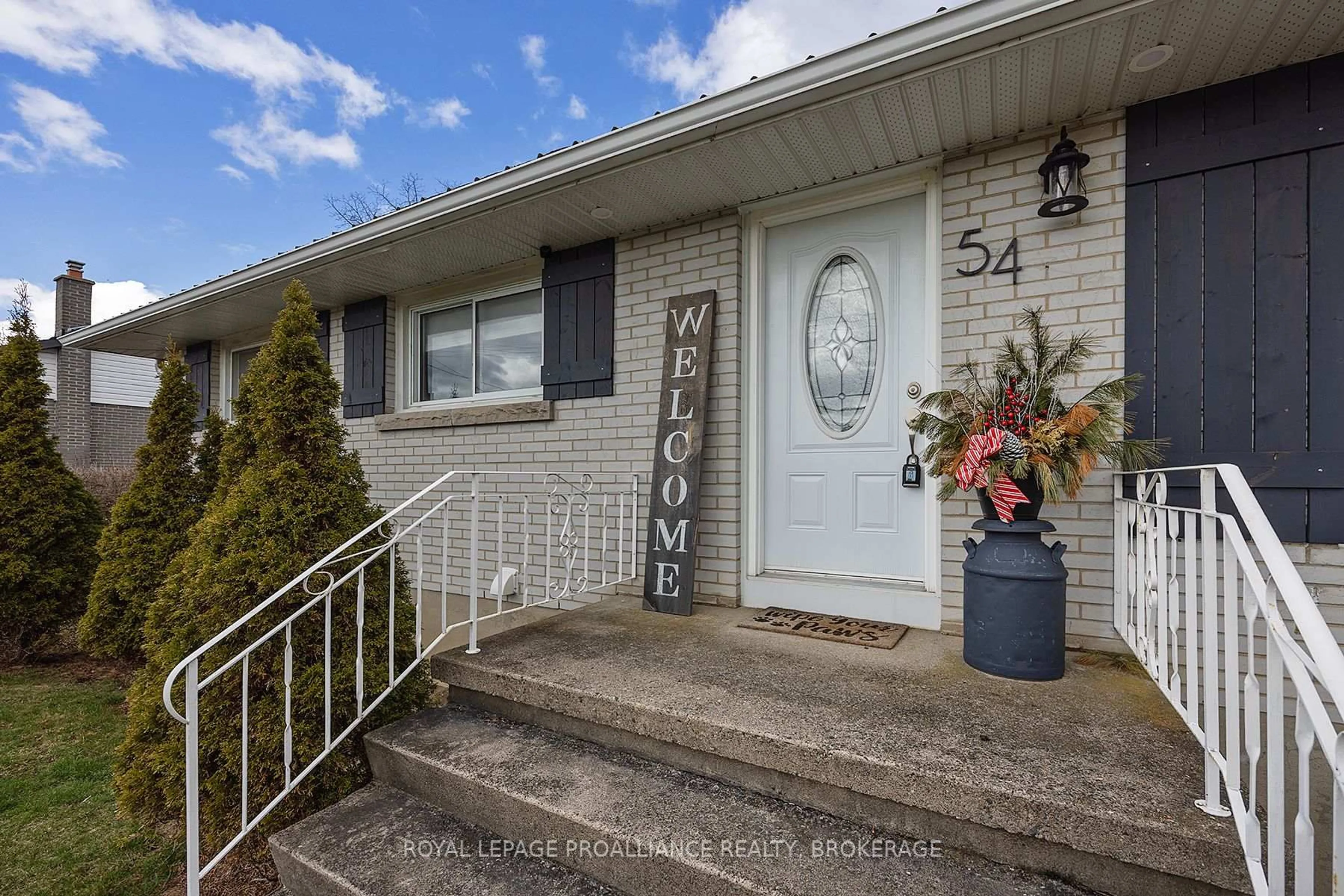 Unknown for 54 Amherst Dr, Loyalist Ontario K7M 9K7
