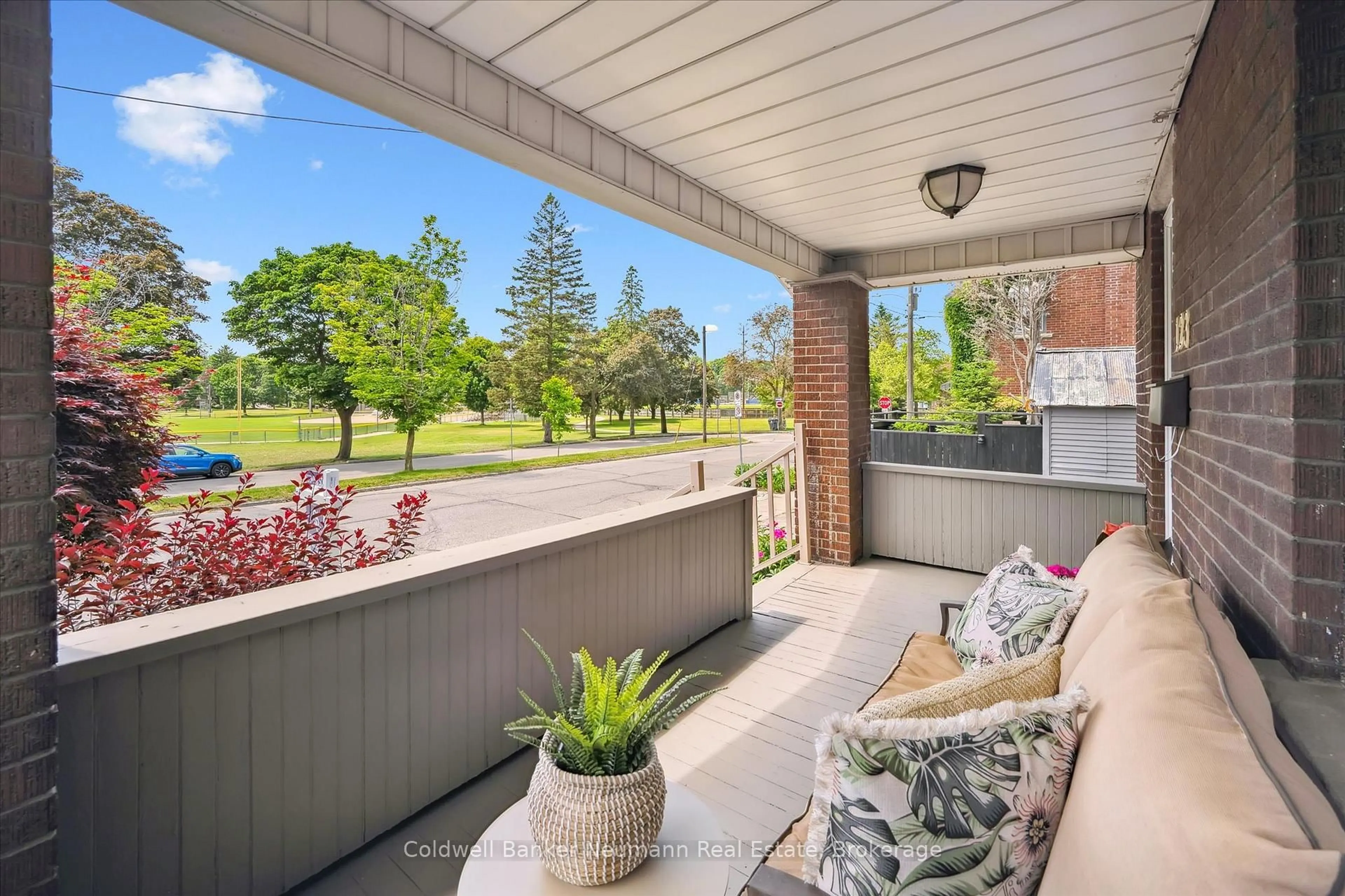 Patio, water/lake/river/ocean view for 123 Exhibition St, Guelph Ontario N1H 4R3