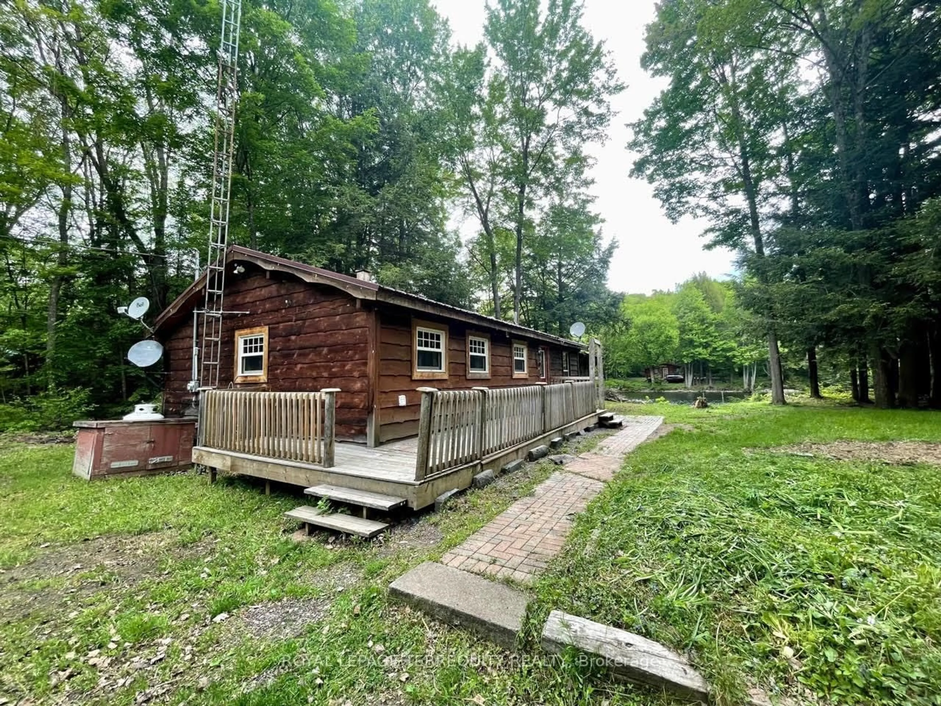 Unknown for 1143 Sherwood Forest Rd, Bracebridge Ontario P1L 1X3