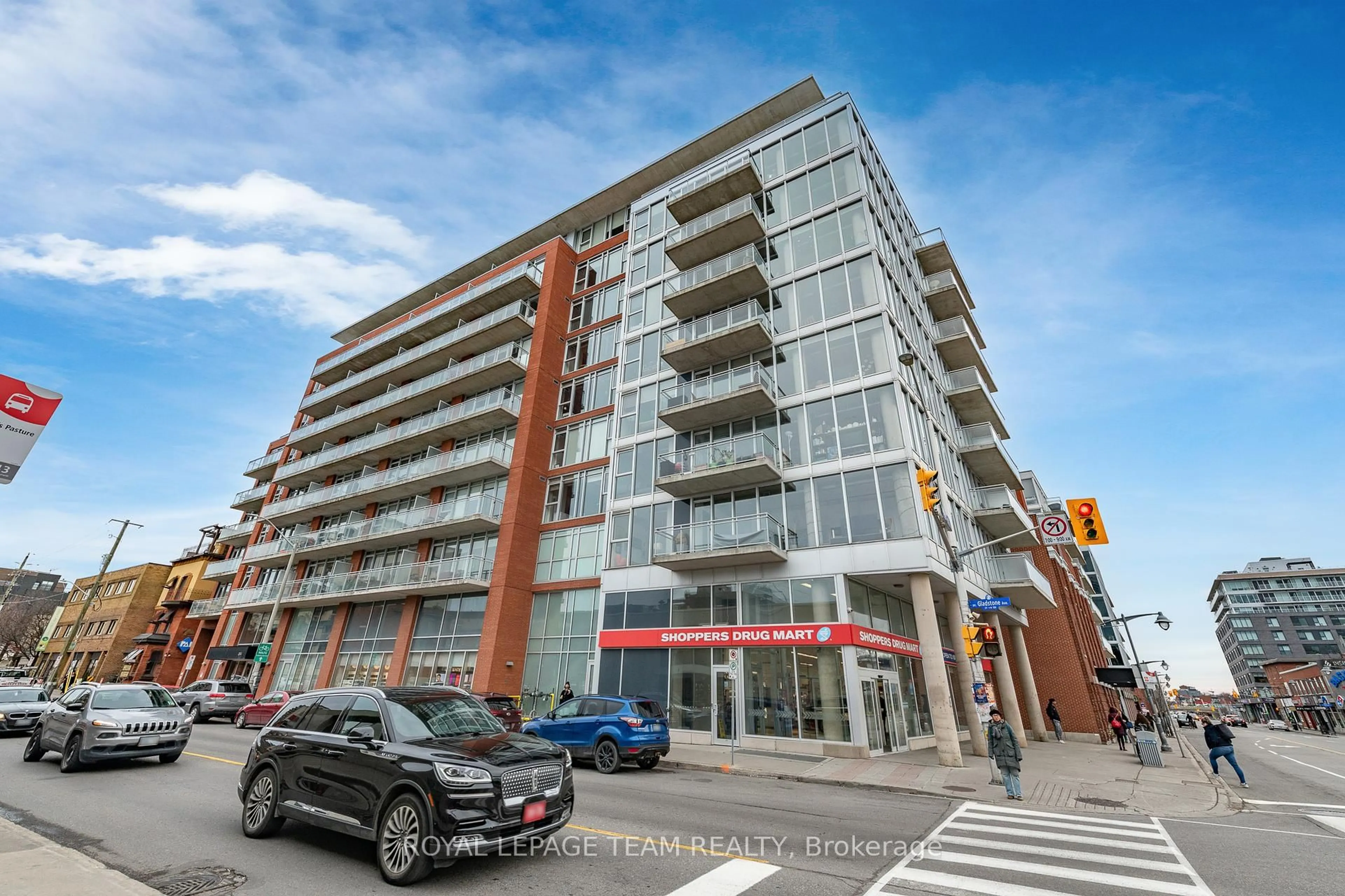 Unknown for 354 Gladstone Ave #813, Ottawa Ontario K2P 0R4
