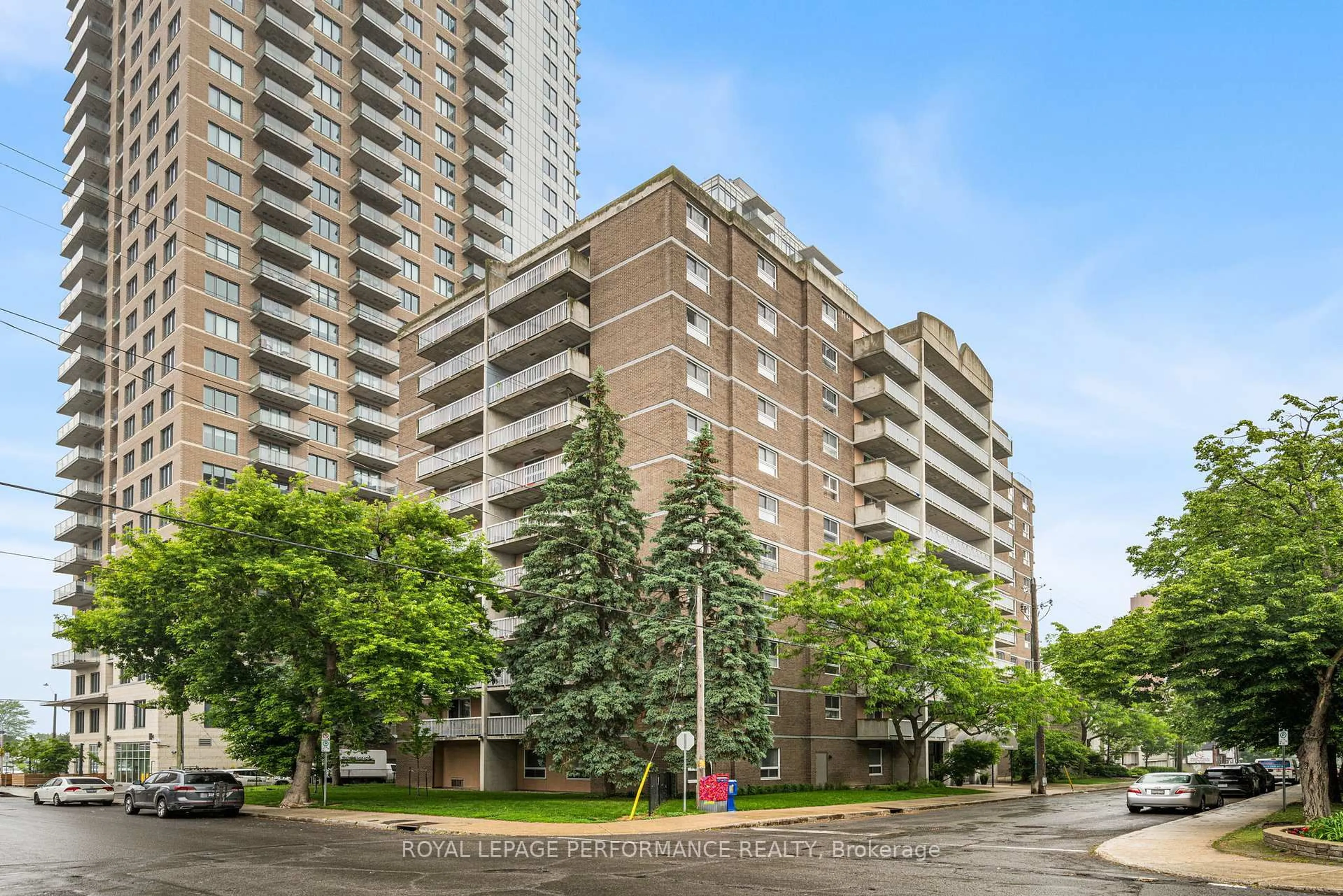 Patio, street for 110 Forward Ave #501, Ottawa Ontario K1Y 4S9