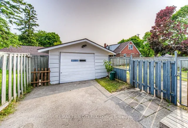 Additional property image - 1138 Weber St