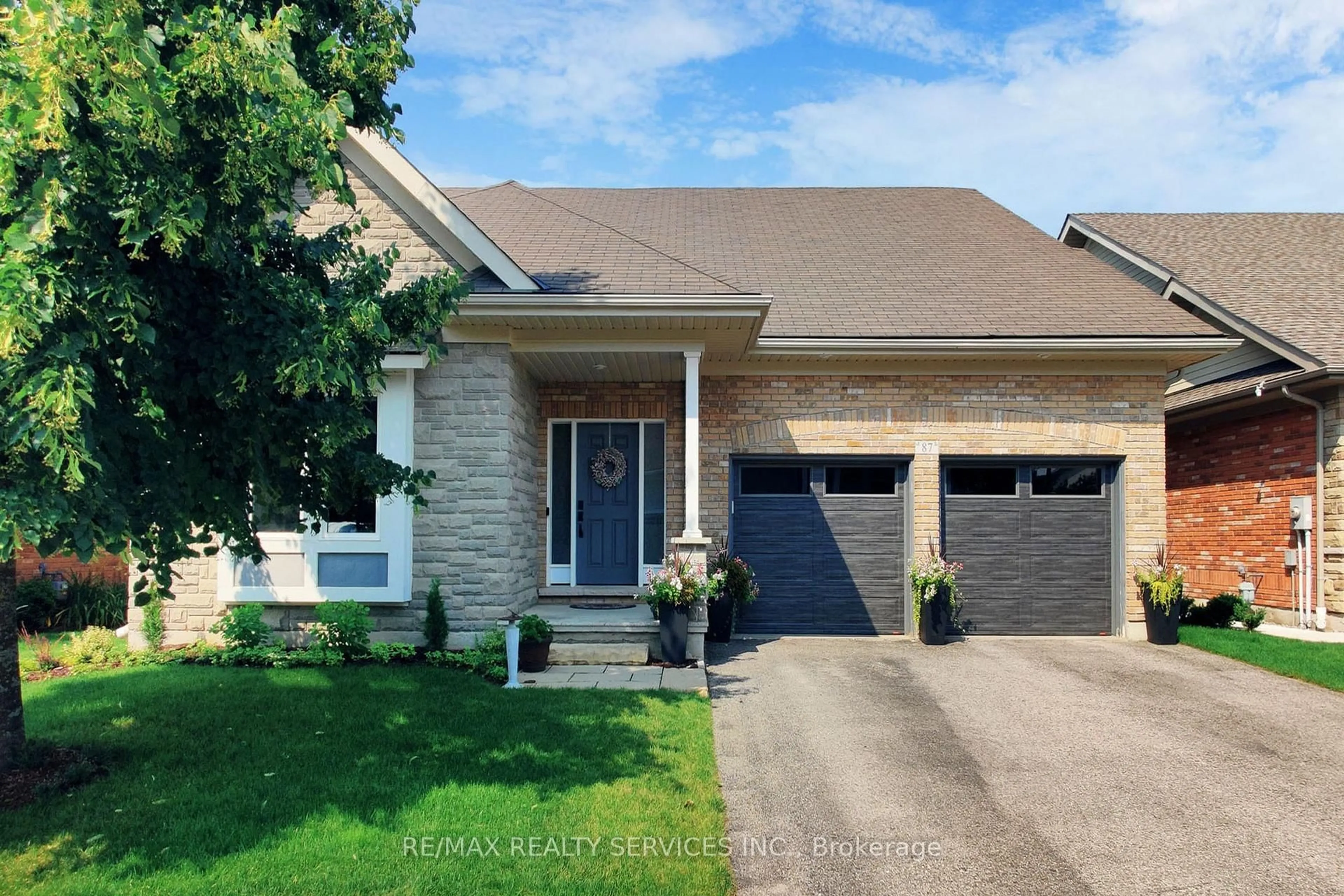 Home with brick exterior material, street for 200 Kingfisher Dr #87, Mono Ontario L9W 0B3