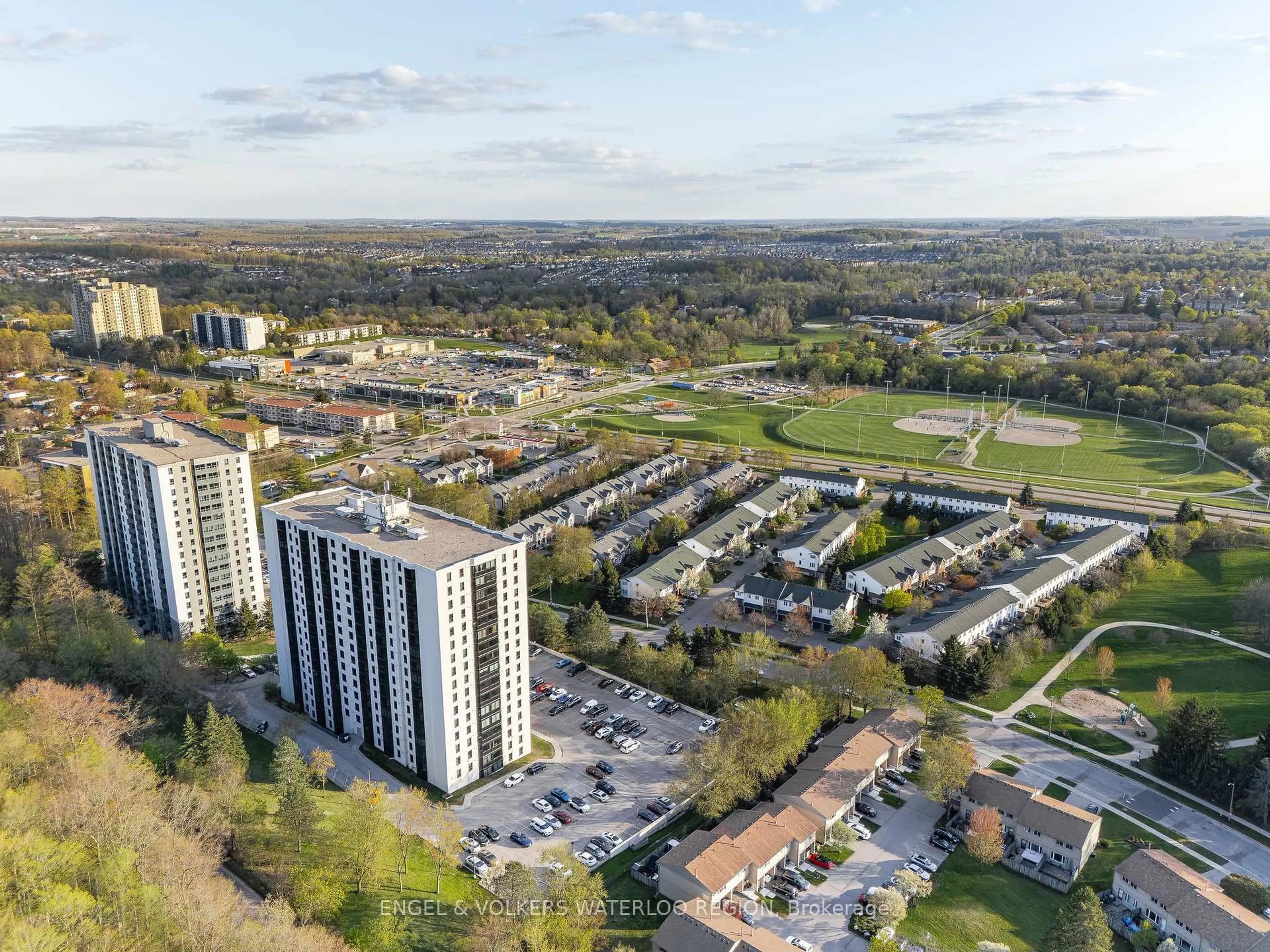 A pic from outside/outdoor area/front of a property/back of a property/a pic from drone, unknown for 35 Green Valley Dr #311, Kitchener Ontario N2P 2A5