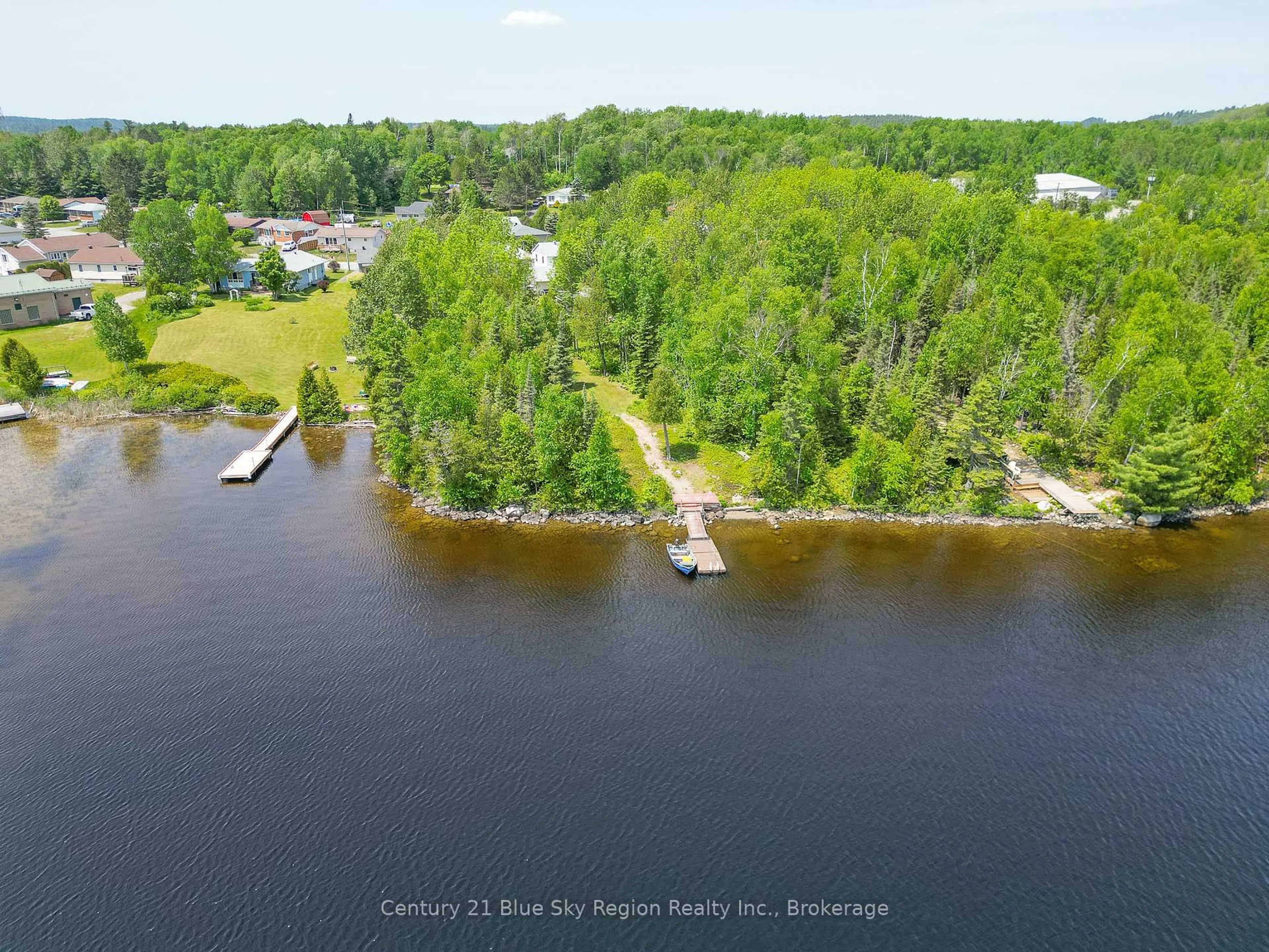 A pic from outside/outdoor area/front of a property/back of a property/a pic from drone, water/lake/river/ocean view for 69 Spruce Dr, Temagami Ontario P0H 2H0