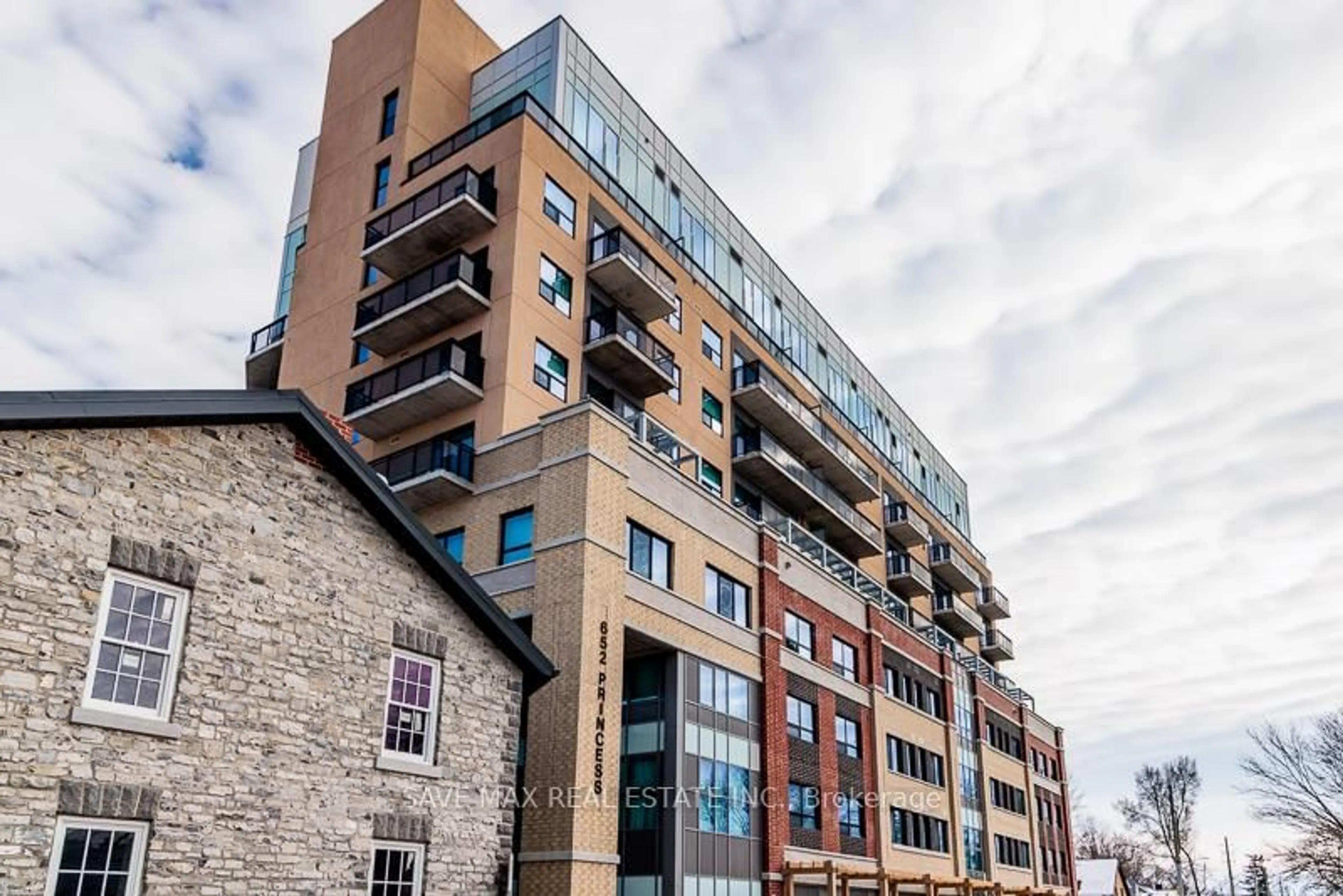 Unknown for 652 Princess St #917, Kingston Ontario K7L 1E5