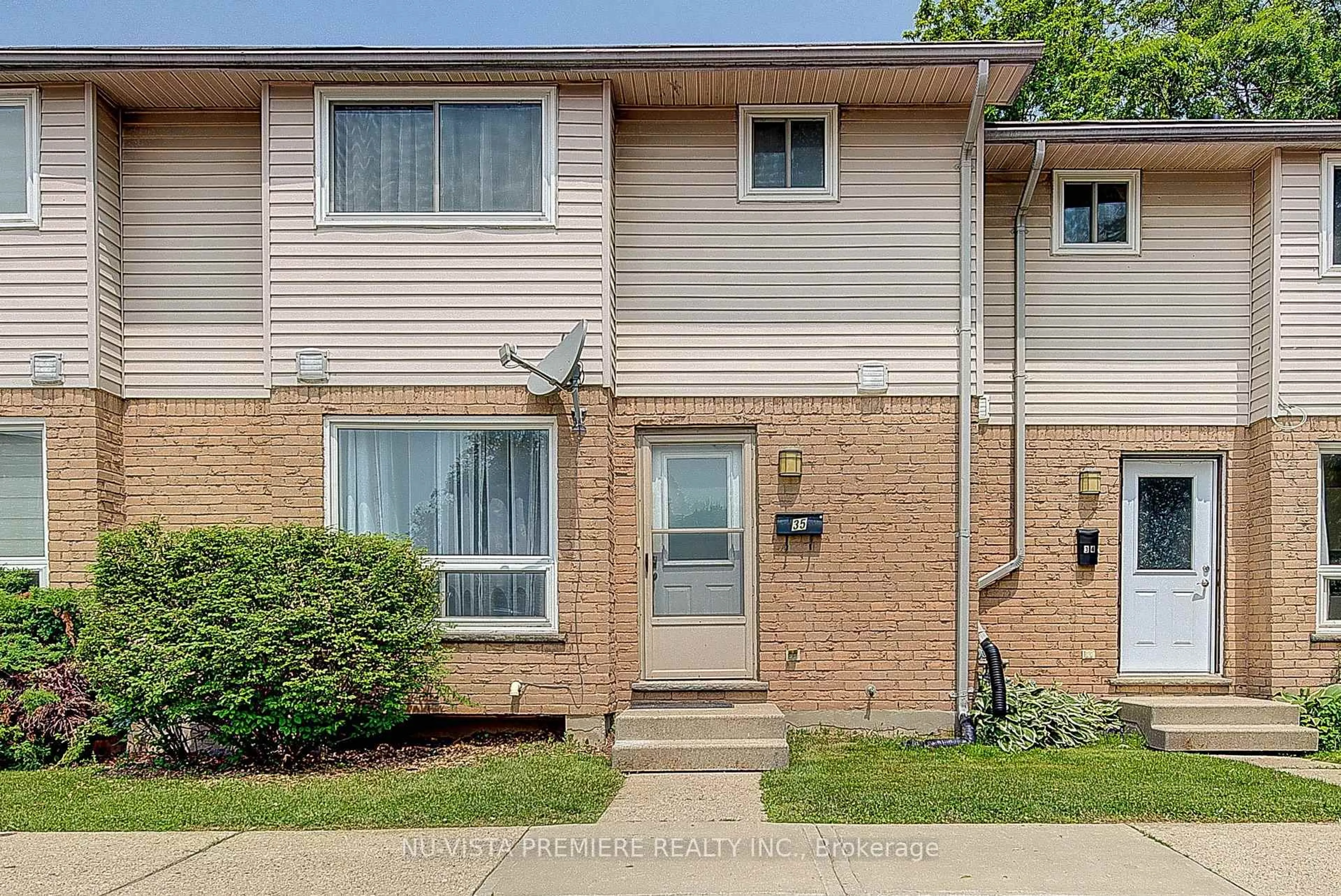 Unknown for 550 Second St #35, London East Ontario N5V 3S3