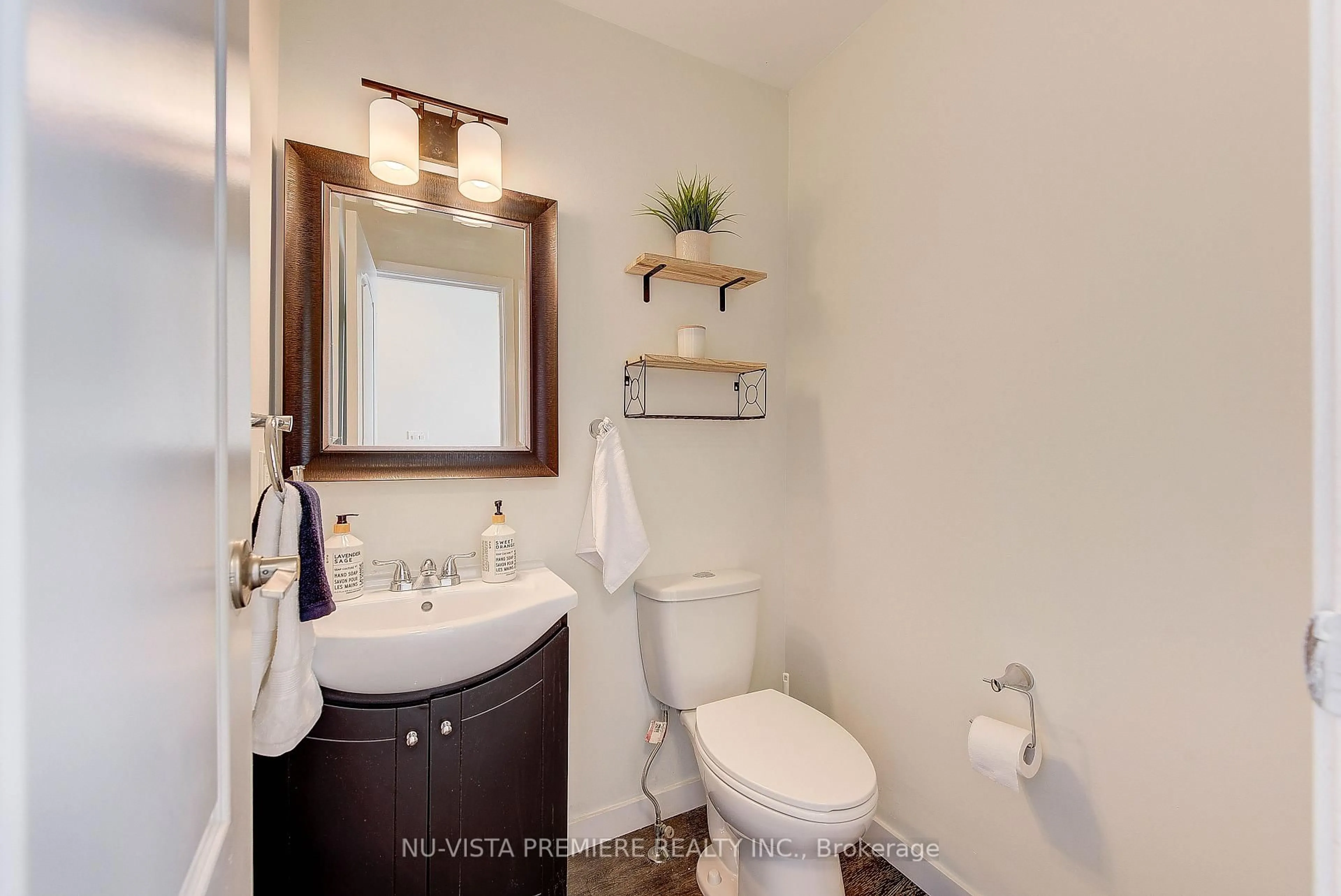 Standard bathroom, ceramic/tile floor for 550 Second St #35, London East Ontario N5V 3S3