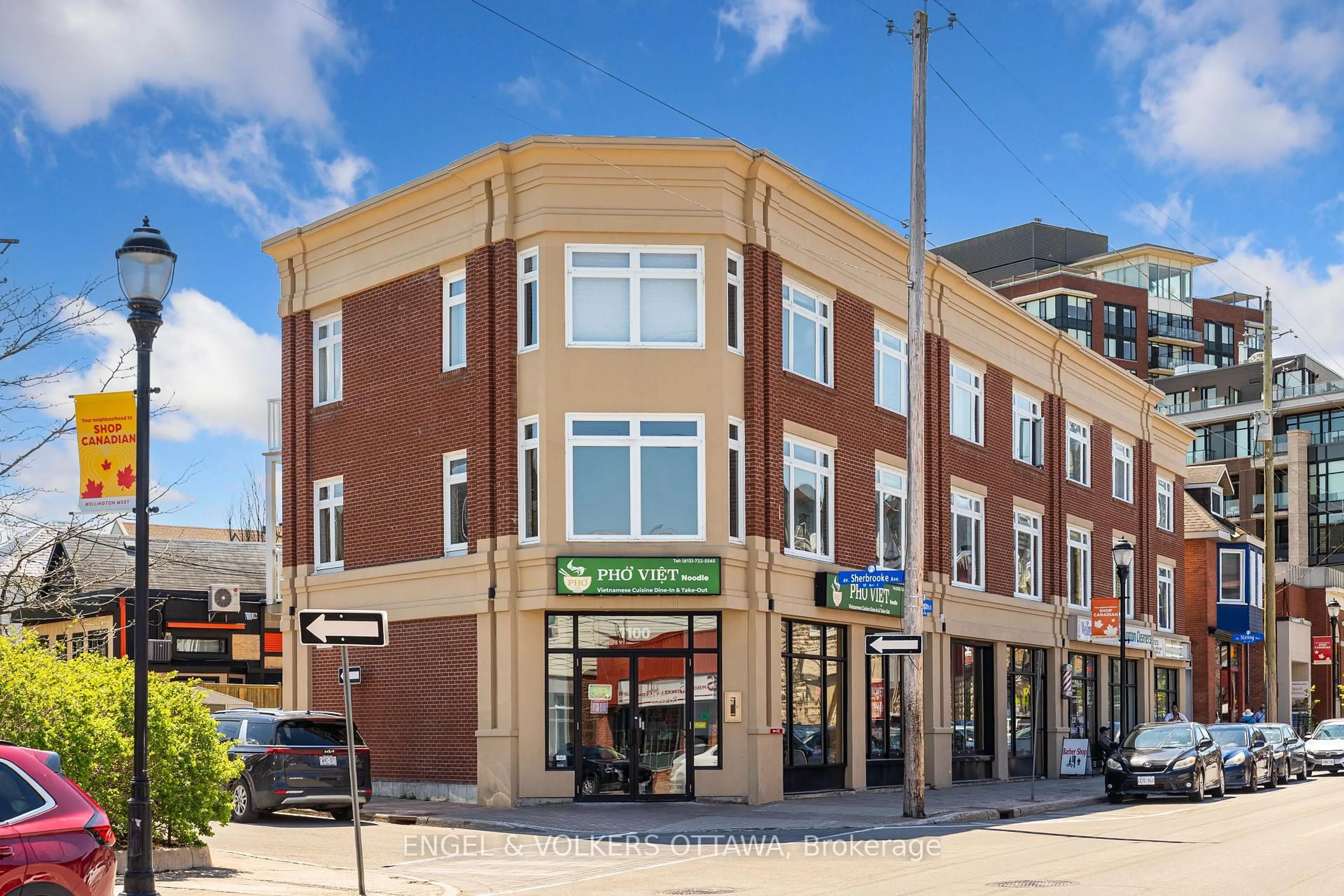 Unknown for 4 Sherbrooke Ave #3, Ottawa Ontario K1Y 1R7