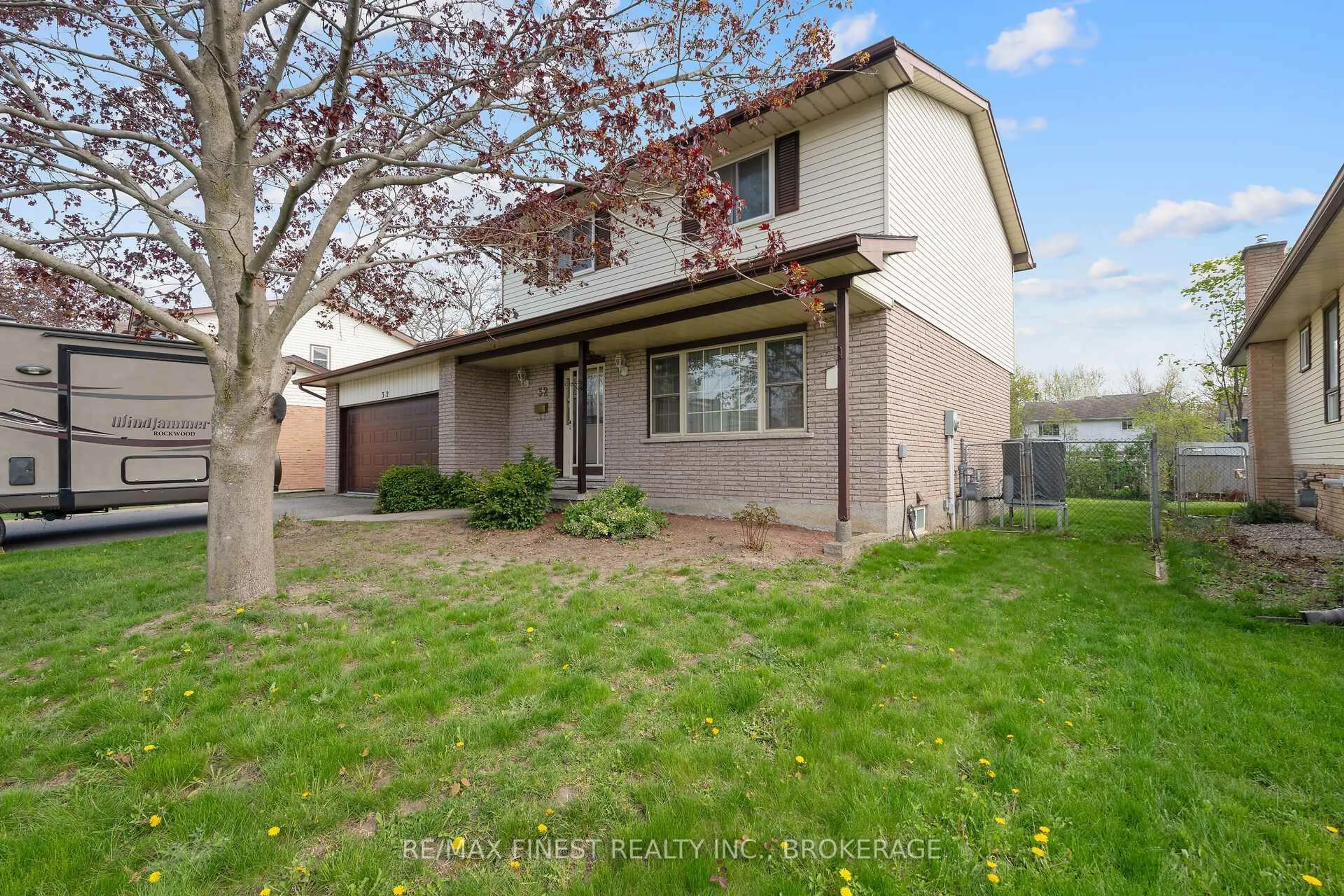Unknown for 32 Bonny Lane, Kingston Ontario K7K 6E2