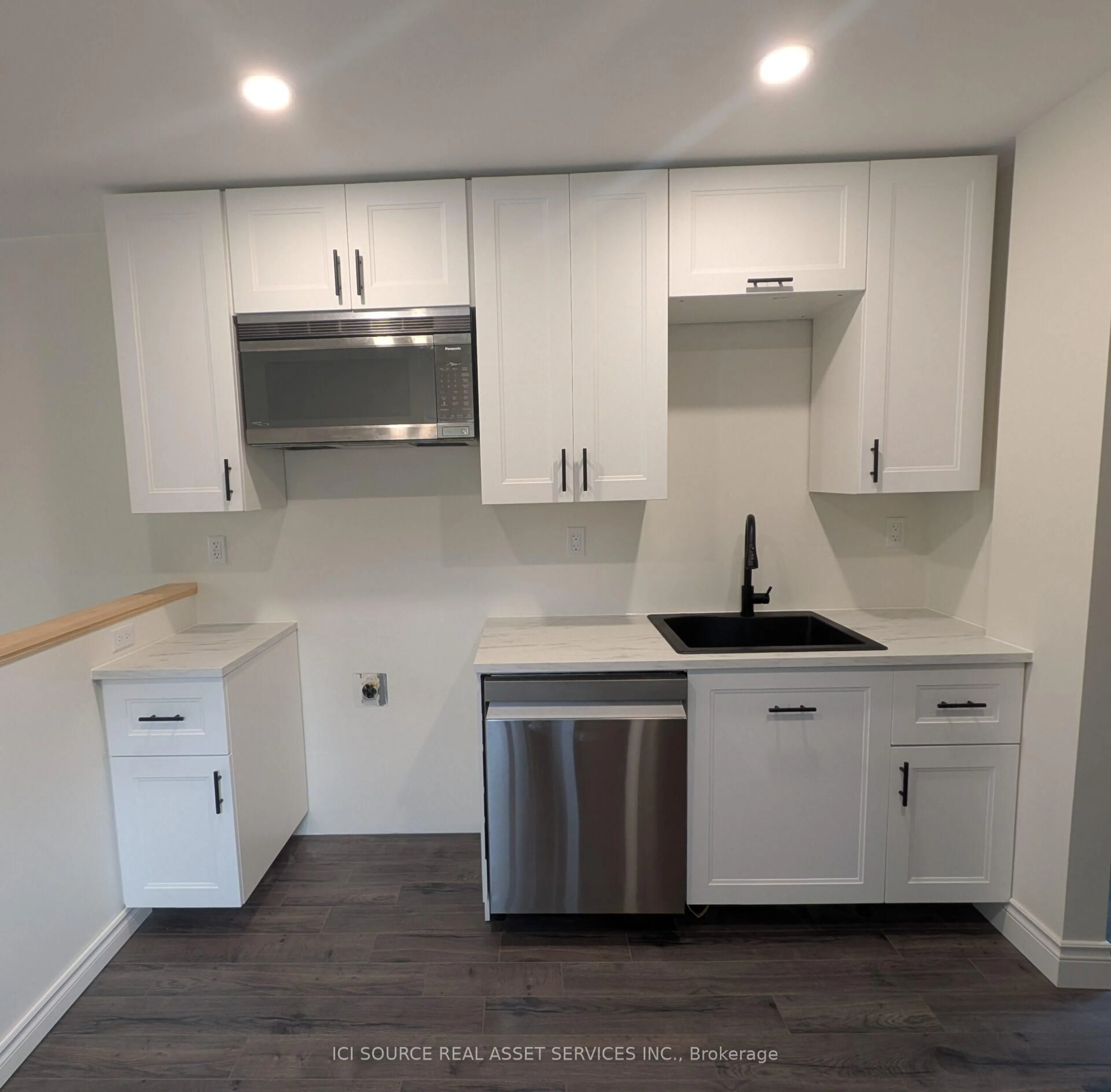 Unknown for 40 Merigold St, St. Catharines Ontario L2S 2N5