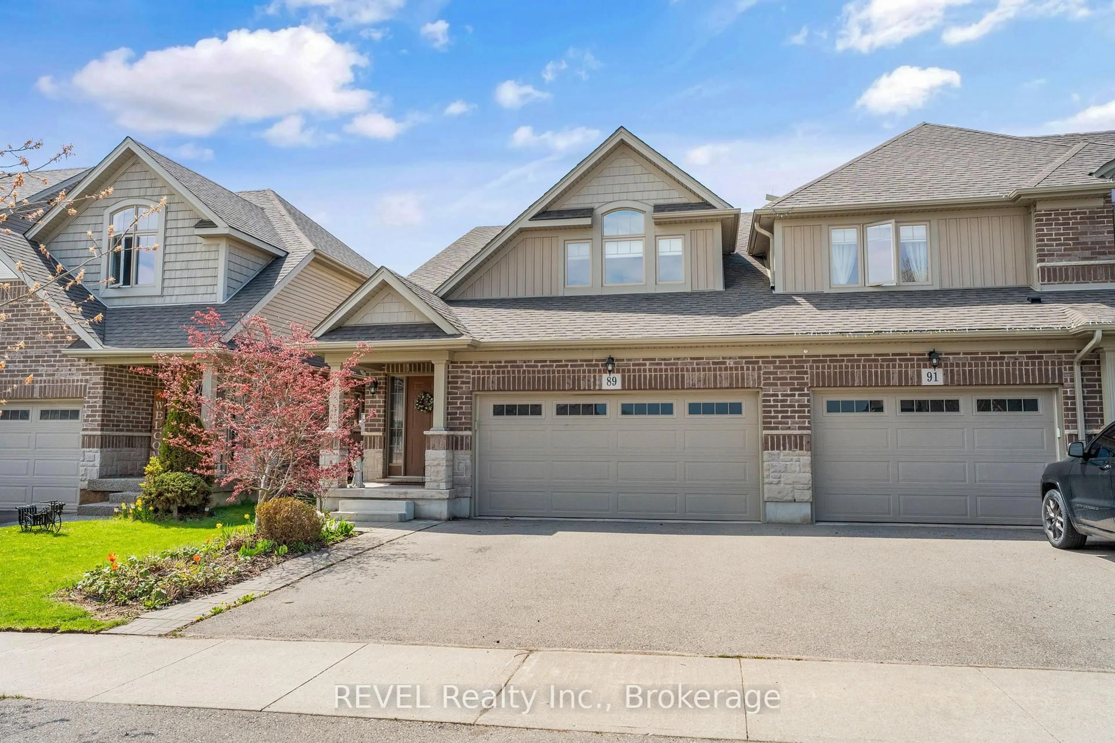 Home with brick exterior material, street for 89 Abbott Pl, Pelham Ontario L0S 1E5