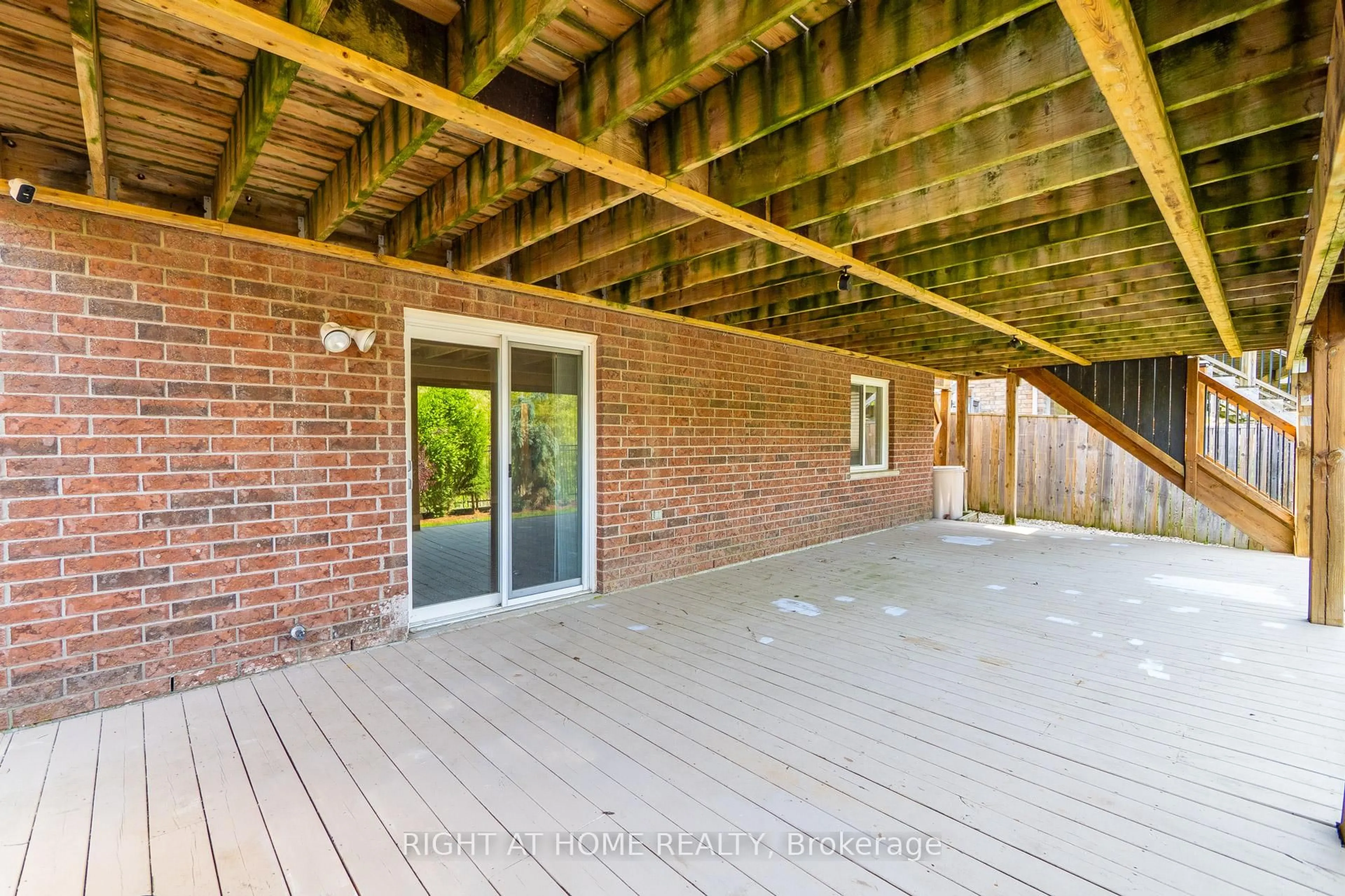 Patio, unknown for 34 Parkvale Dr, Kitchener Ontario N2R 1Z5