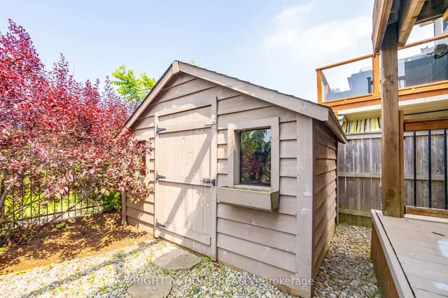 Additional image 44 of 34 Parkvale Dr