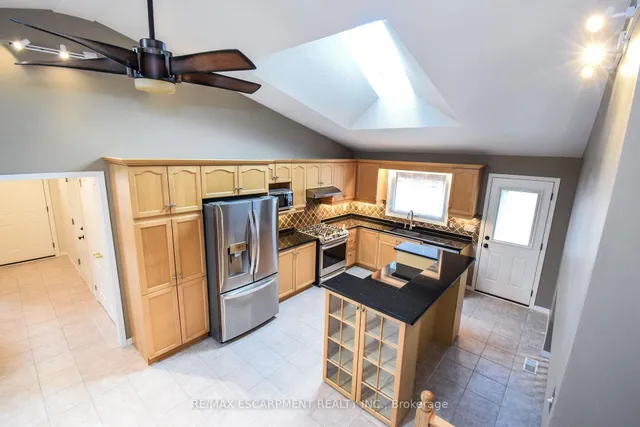 Additional property image - 67 Lawnhurst Dr