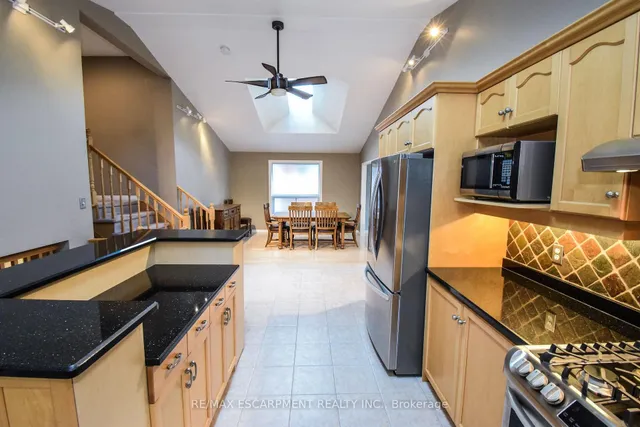 Additional property image - 67 Lawnhurst Dr