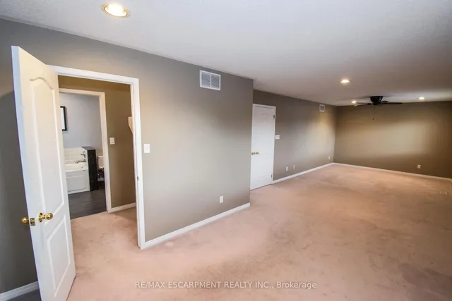 Additional property image - 67 Lawnhurst Dr