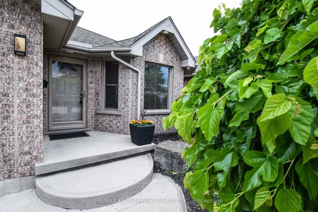 Additional property image - 67 Lawnhurst Dr