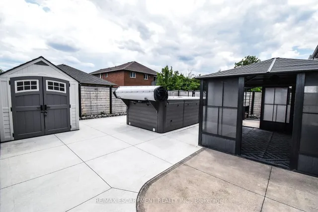 Additional property image - 67 Lawnhurst Dr