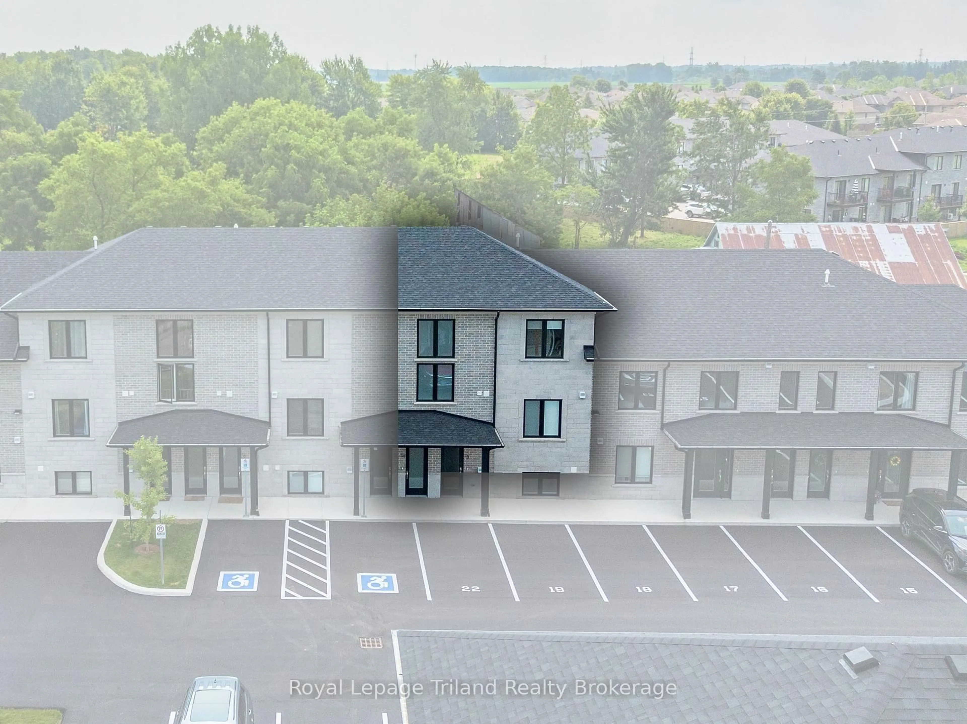 A pic from outside/outdoor area/front of a property/back of a property/a pic from drone, building for 3202 VIVIAN LINE 37 Line #14, Stratford Ontario N5A 0K6