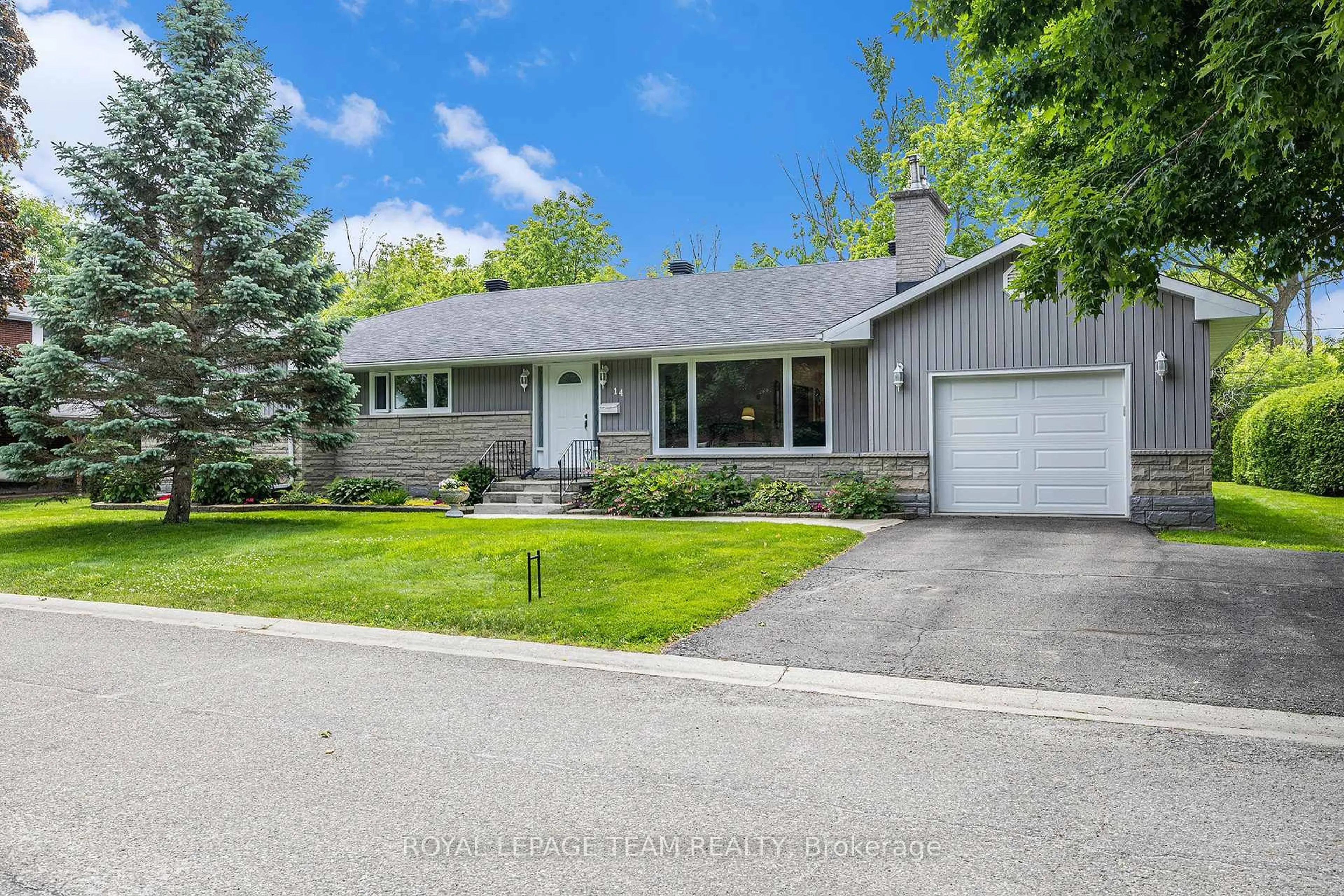 Unknown for 14 Glenview Cres, Perth Ontario K7H 2L2