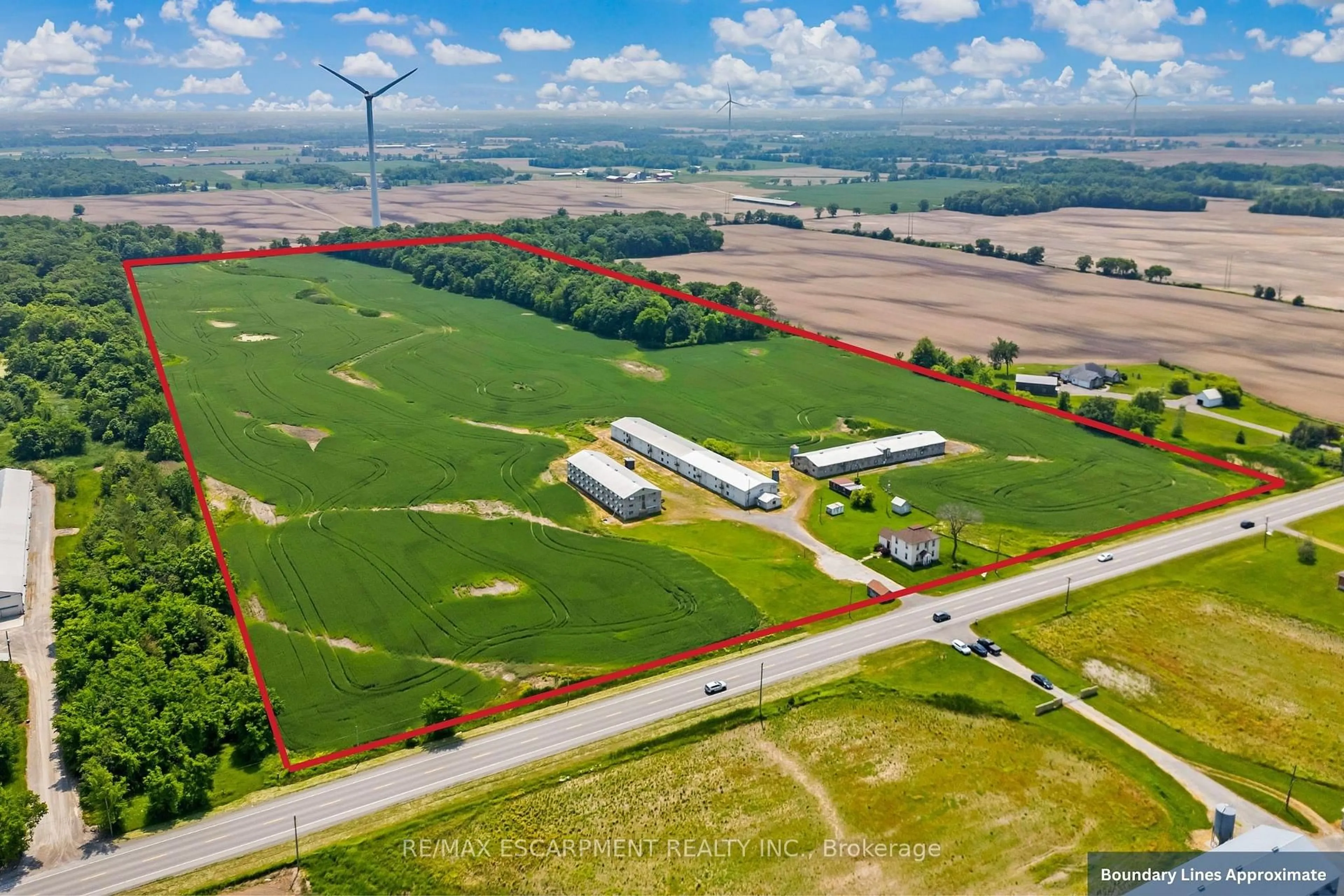 A pic from outside/outdoor area/front of a property/back of a property/a pic from drone, unknown for 5950 Regional Road 65, West Lincoln Ontario L0R 1Y0