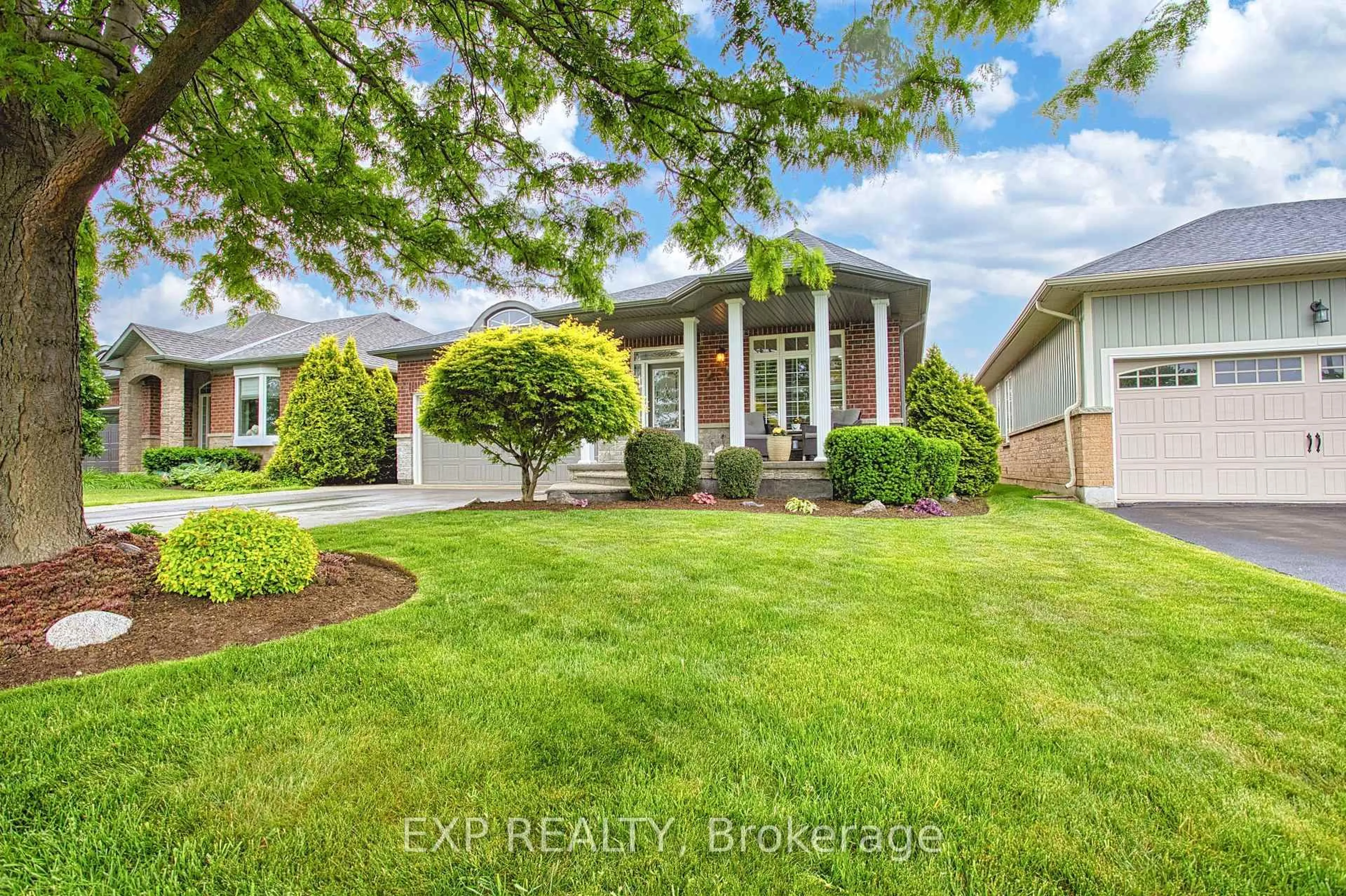 Unknown for 19 Sidare Crt, Grimsby Ontario L3M 4E8