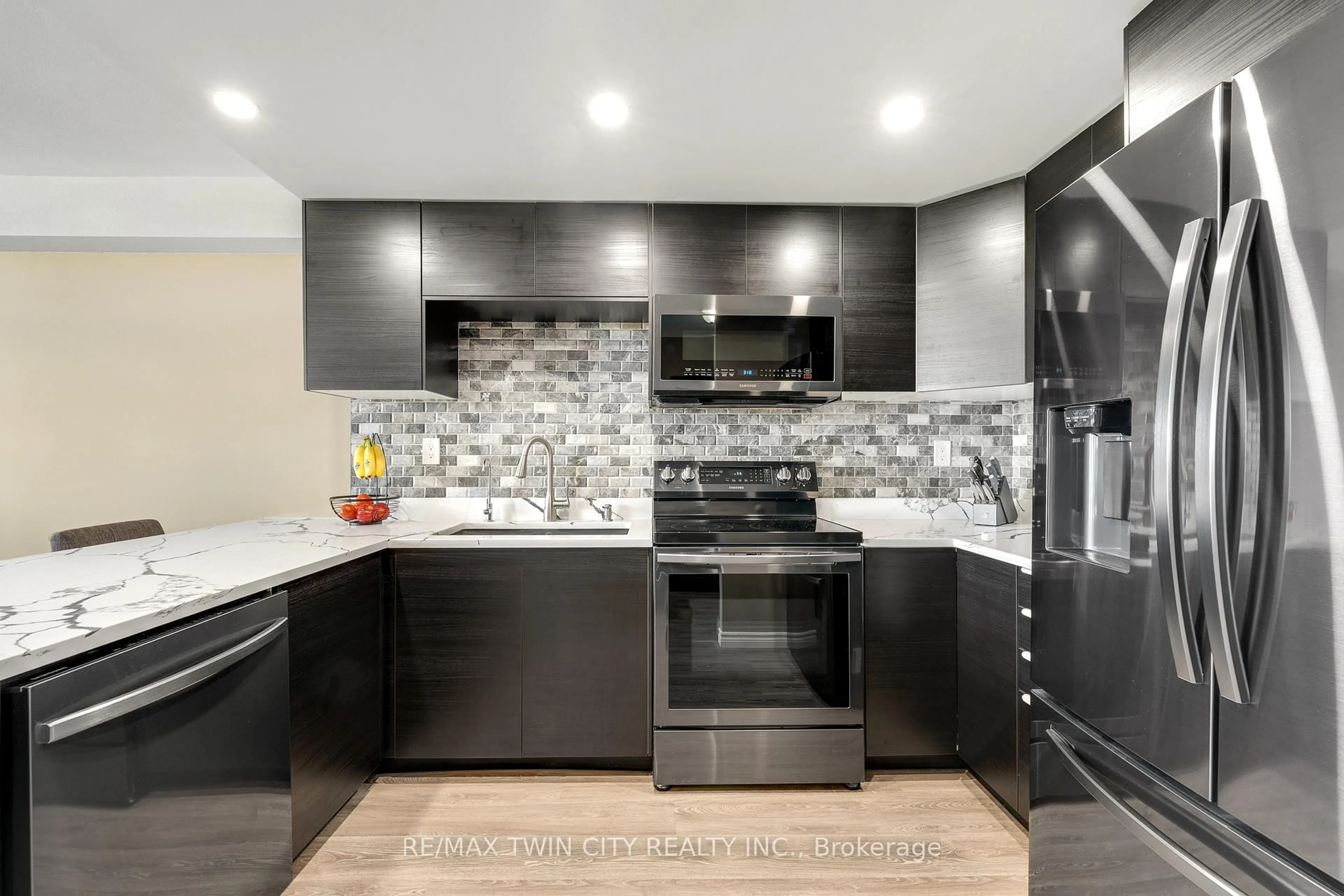 Contemporary kitchen, ceramic/tile floor for 18 Holborn Crt #602, Kitchener Ontario N2A 4A1