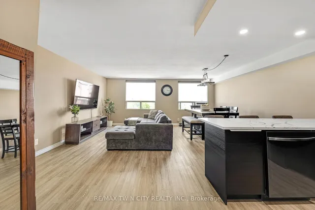 Additional property image - 18 Holborn Crt Unit 602