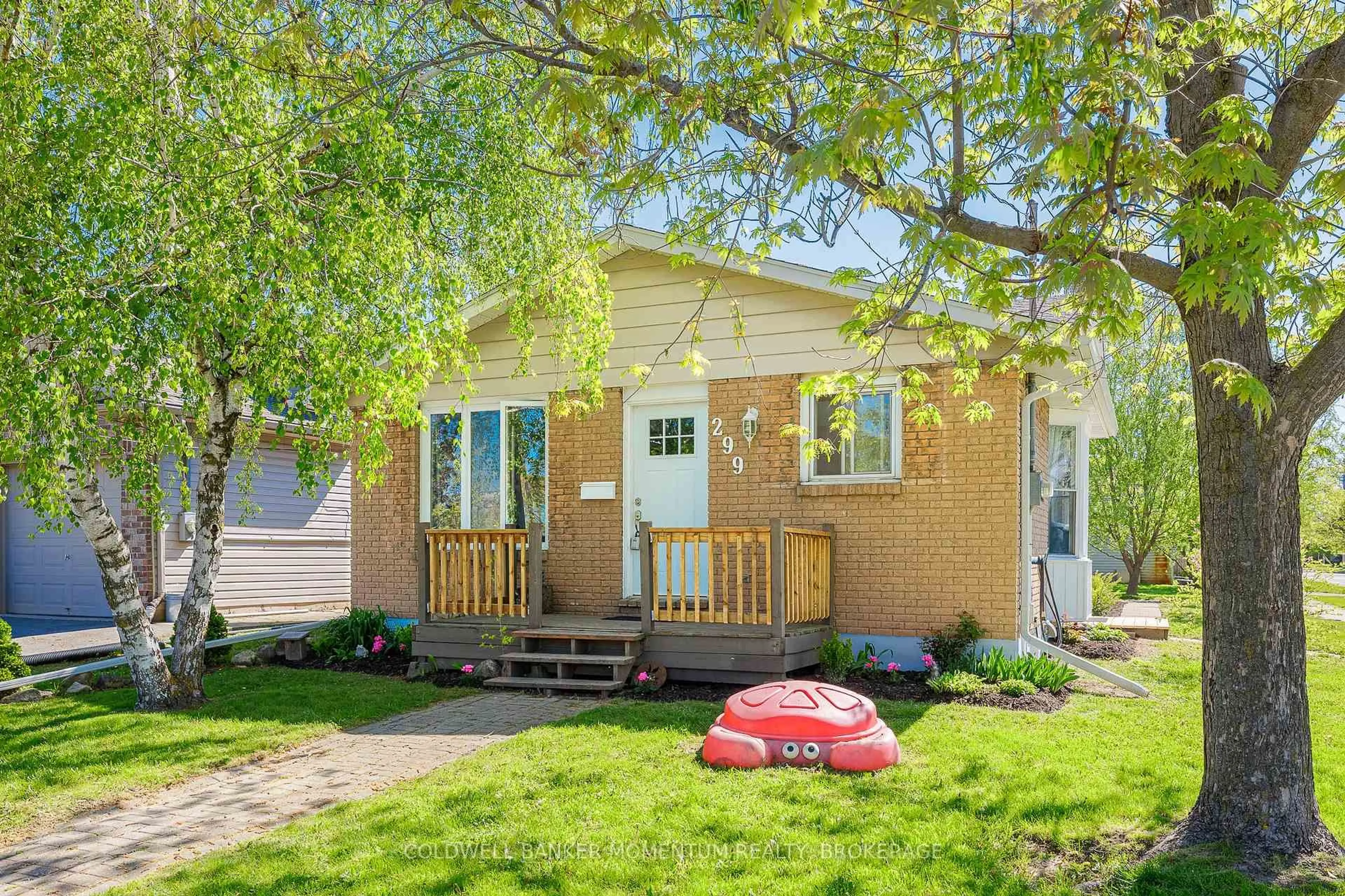 Unknown for 299 Dain Ave, Welland Ontario L3B 3E7