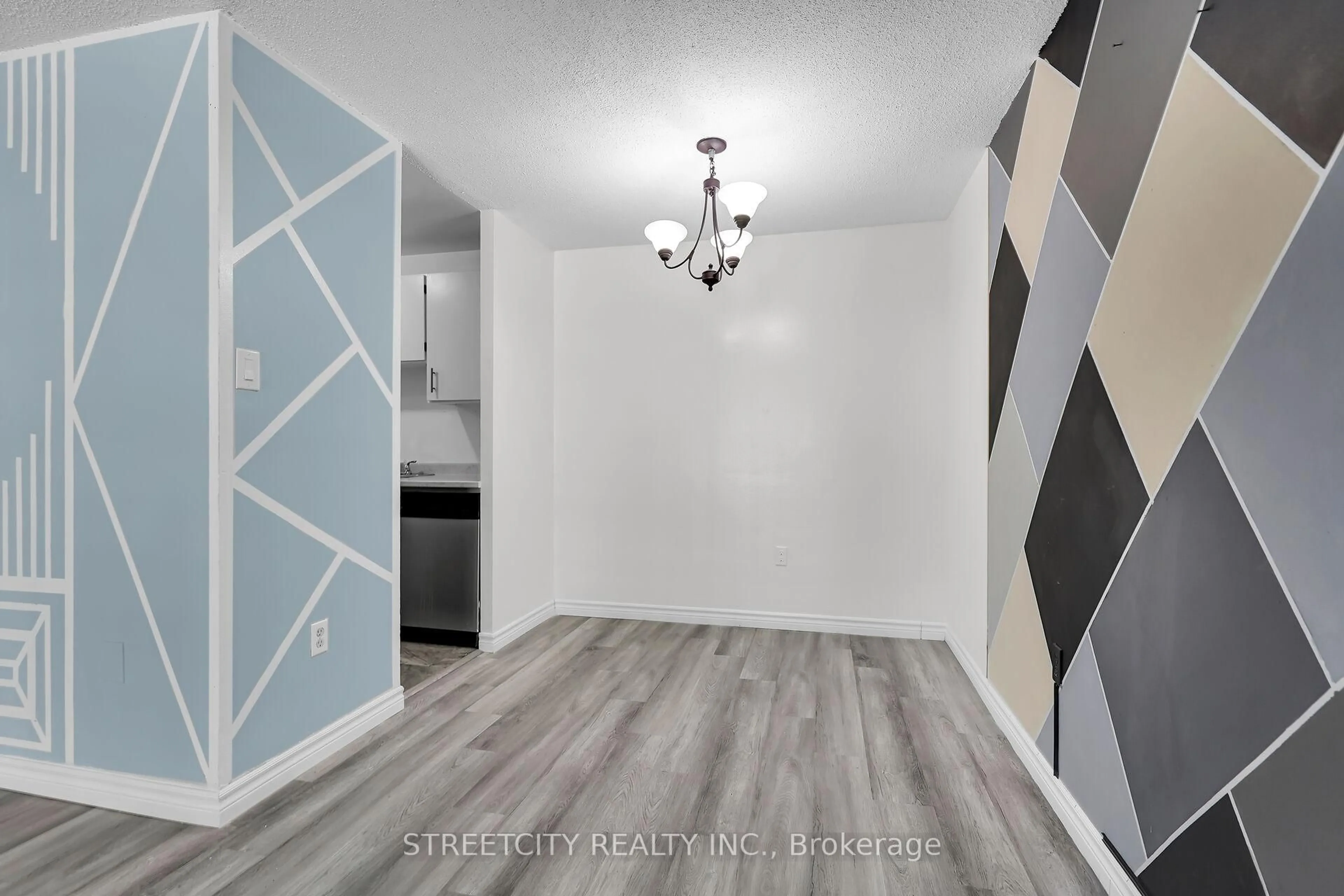 Indoor entryway for 1590 ERNEST Ave #206, London South Ontario N6E 2V4