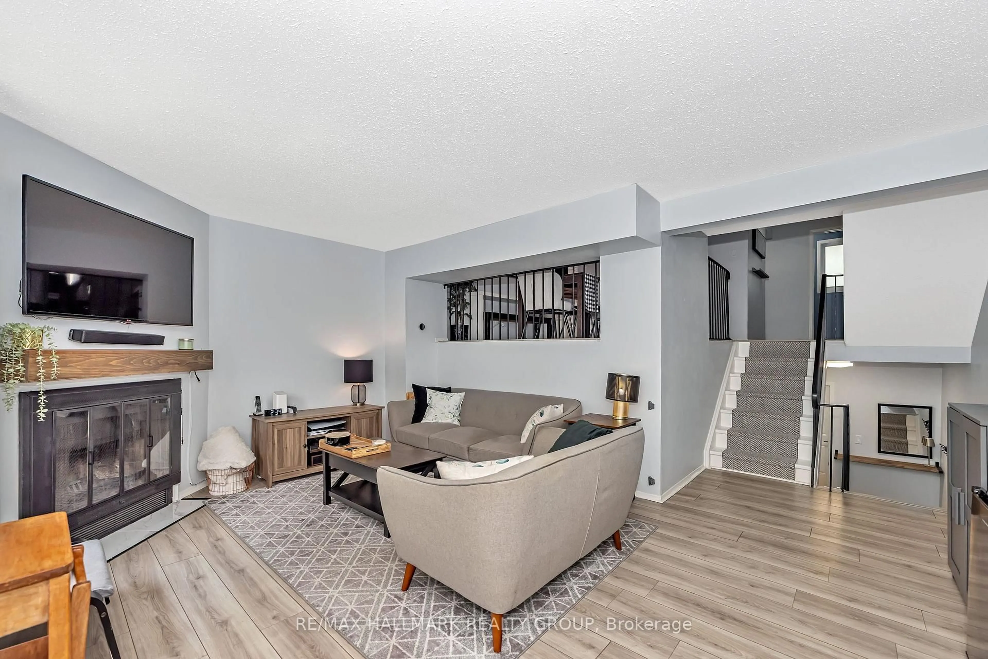 Living room with furniture, unknown for 42 Almond Lane #n/a, Ottawa Ontario K2L 3T4