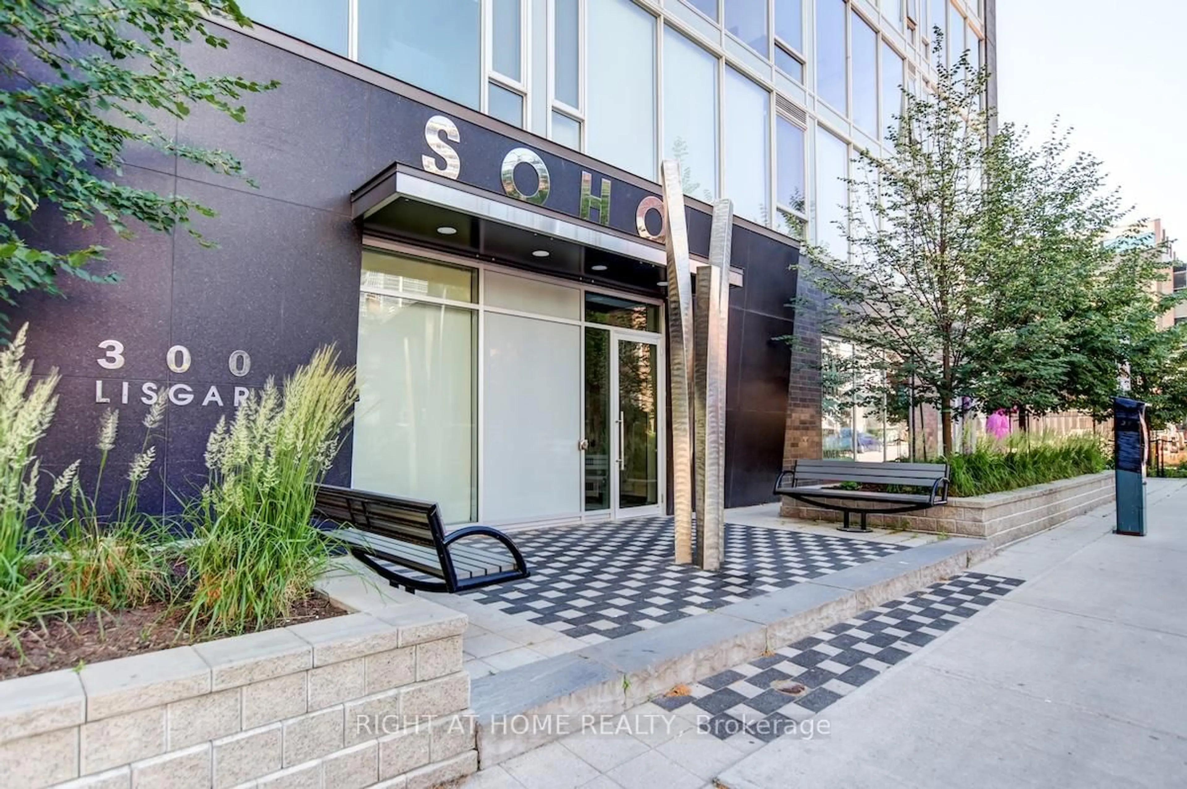 Lobby for 300 Lisgar St #504, Ottawa Ontario K2P 0E2