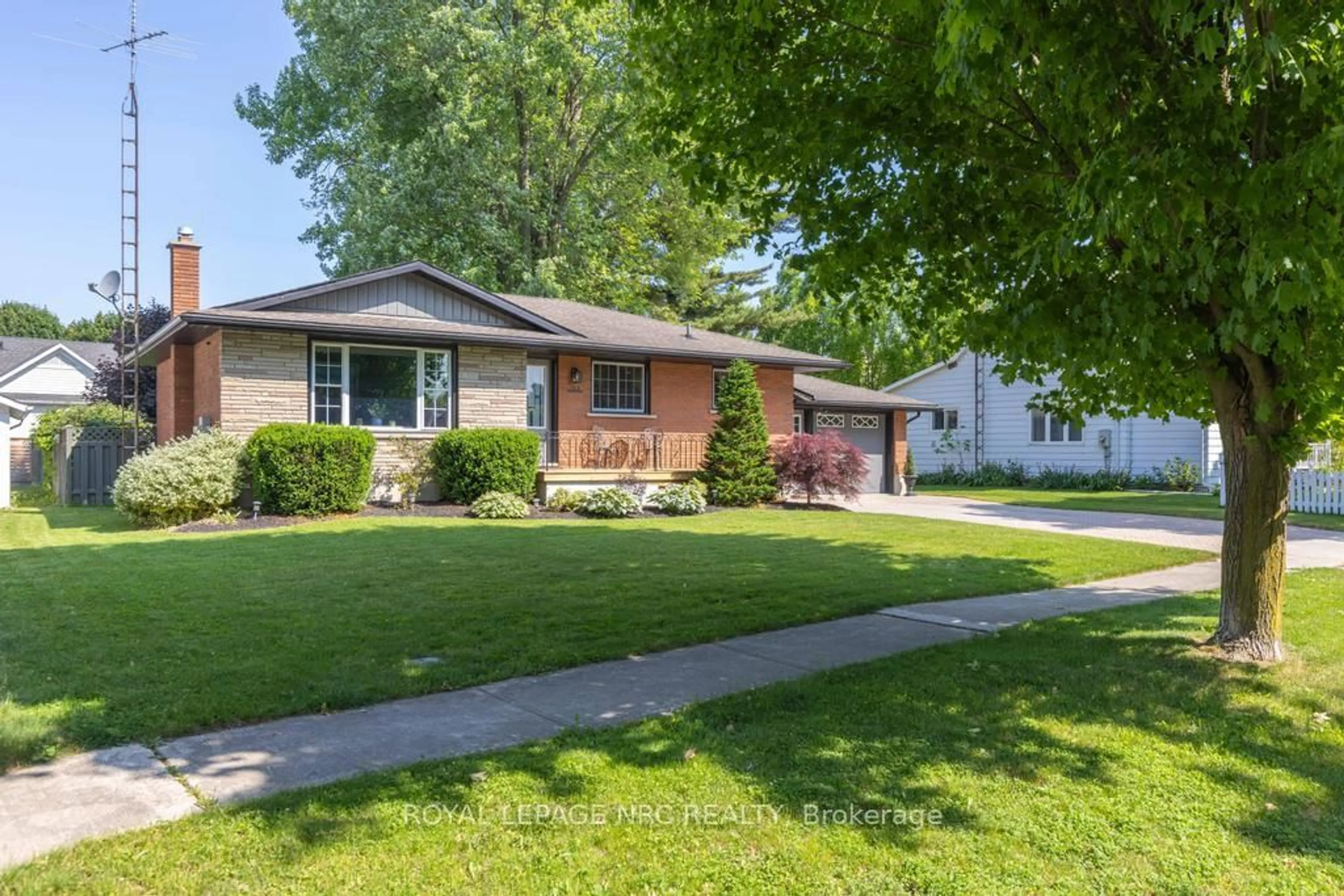 Unknown for 763 Charlotte St, Niagara-on-the-Lake Ontario L0S 1J0