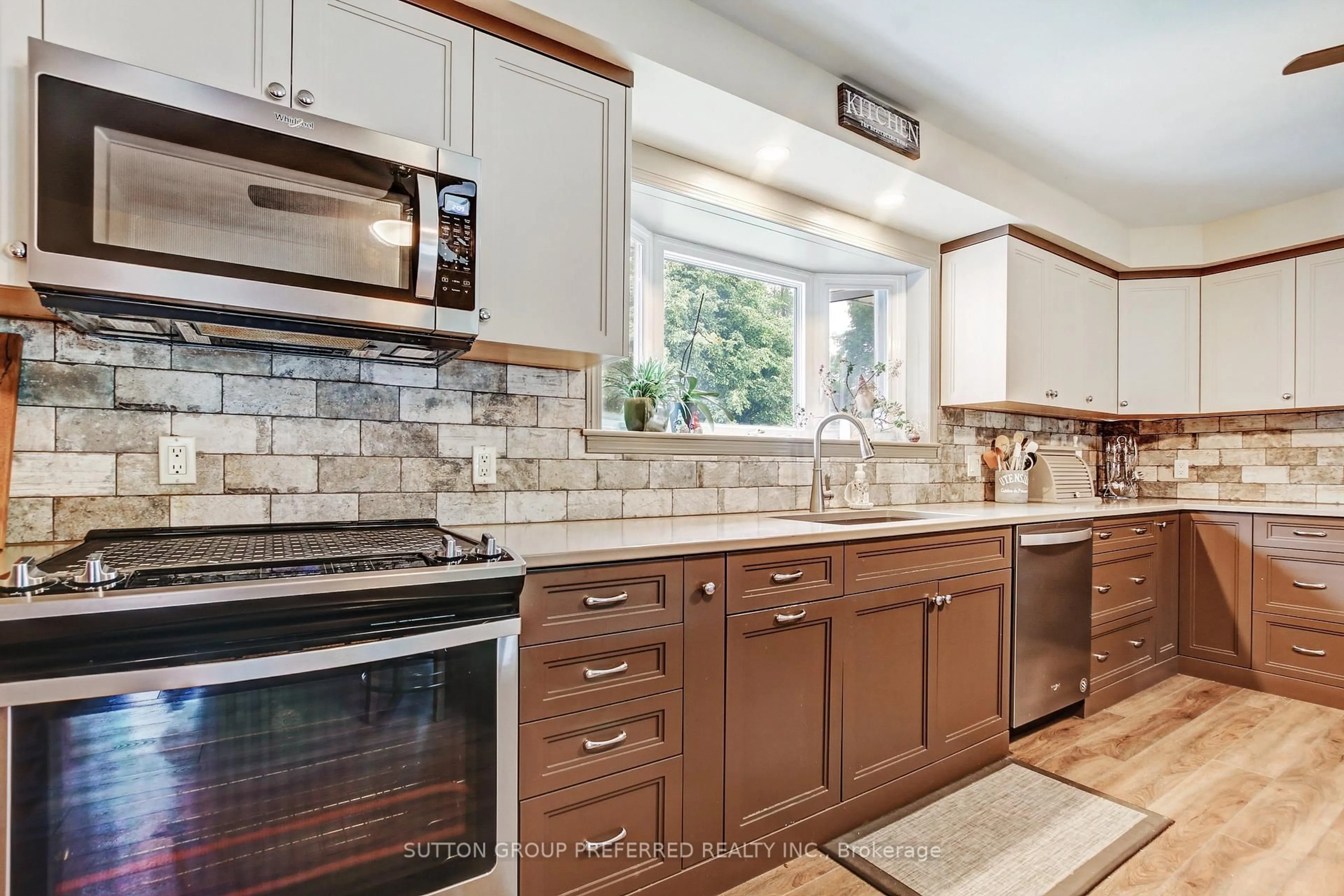 Contemporary kitchen, ceramic/tile floor for 211 Union St, Central Elgin Ontario N0L 1B0