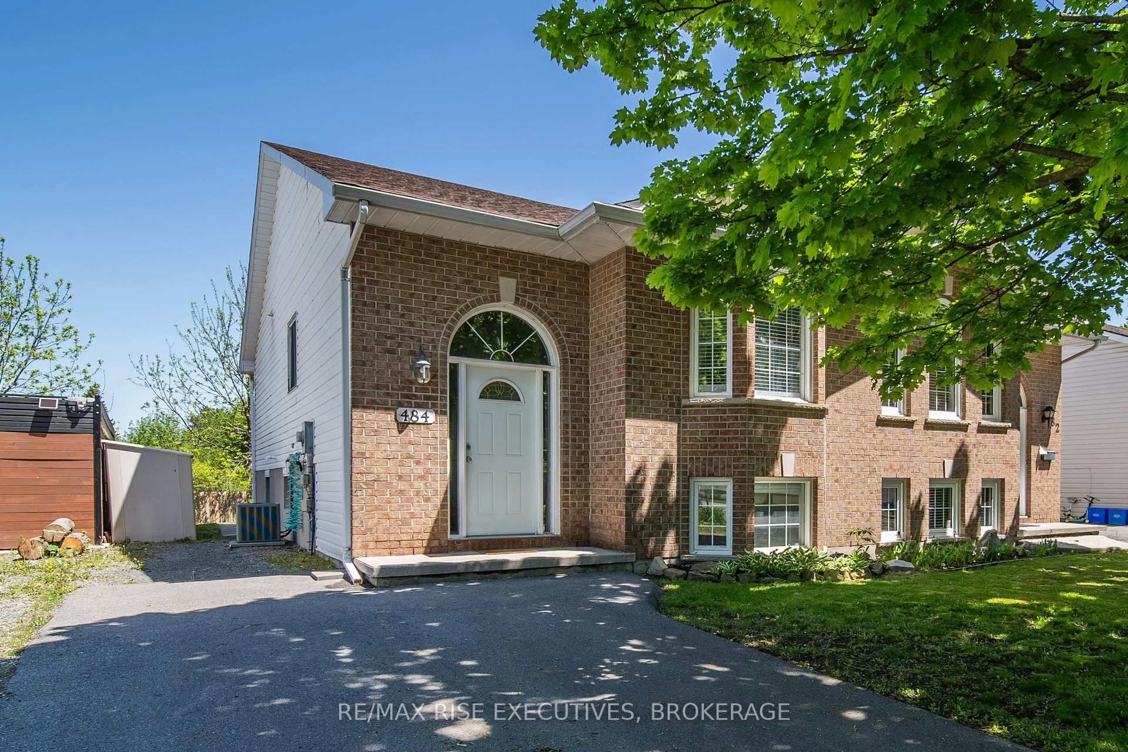 Home with brick exterior material, street for 484 Grandtrunk Ave, Kingston Ontario K7M 8W8