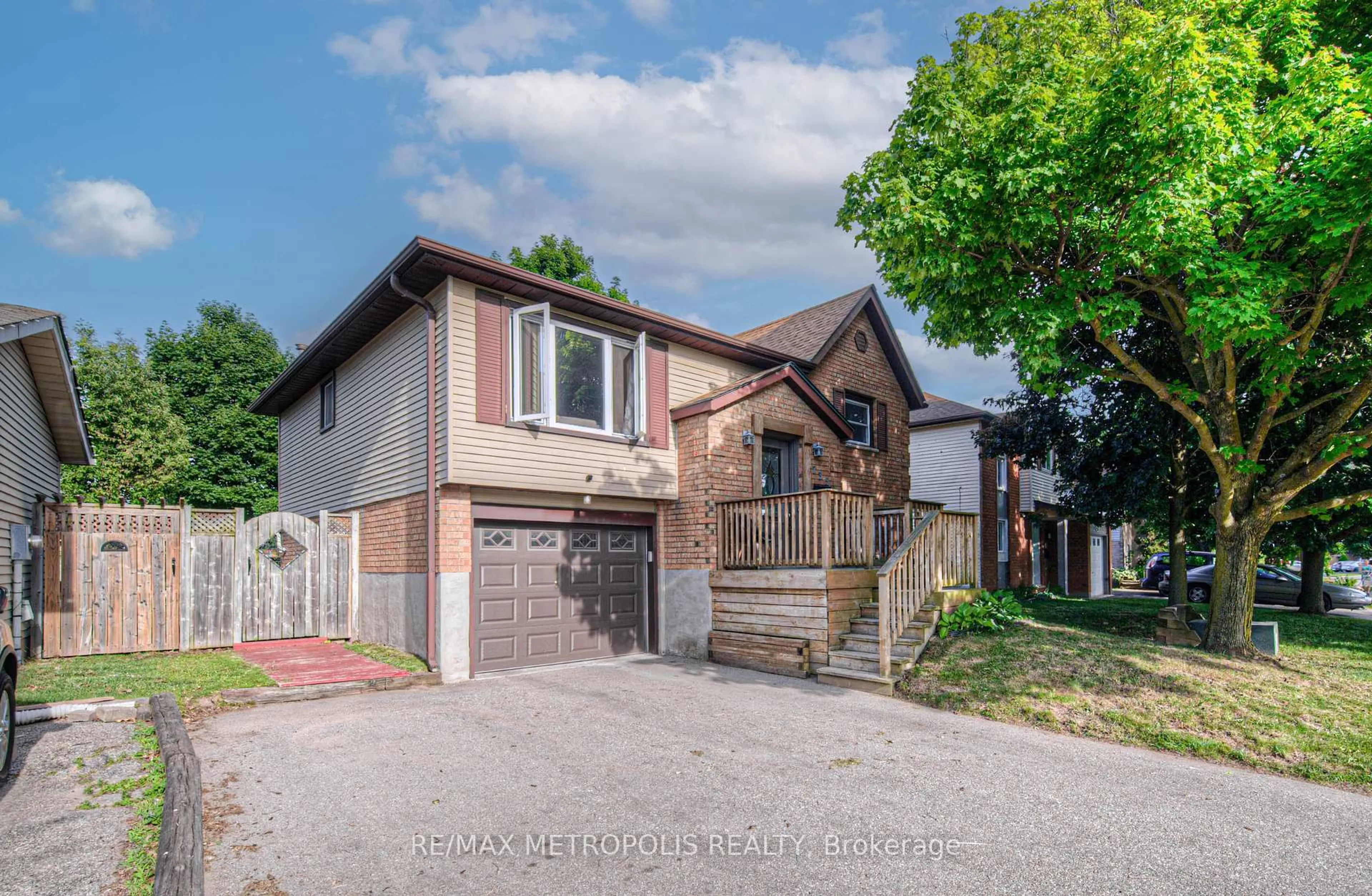 Unknown for 735 Elgin St, Cambridge Ontario N1R 7W7