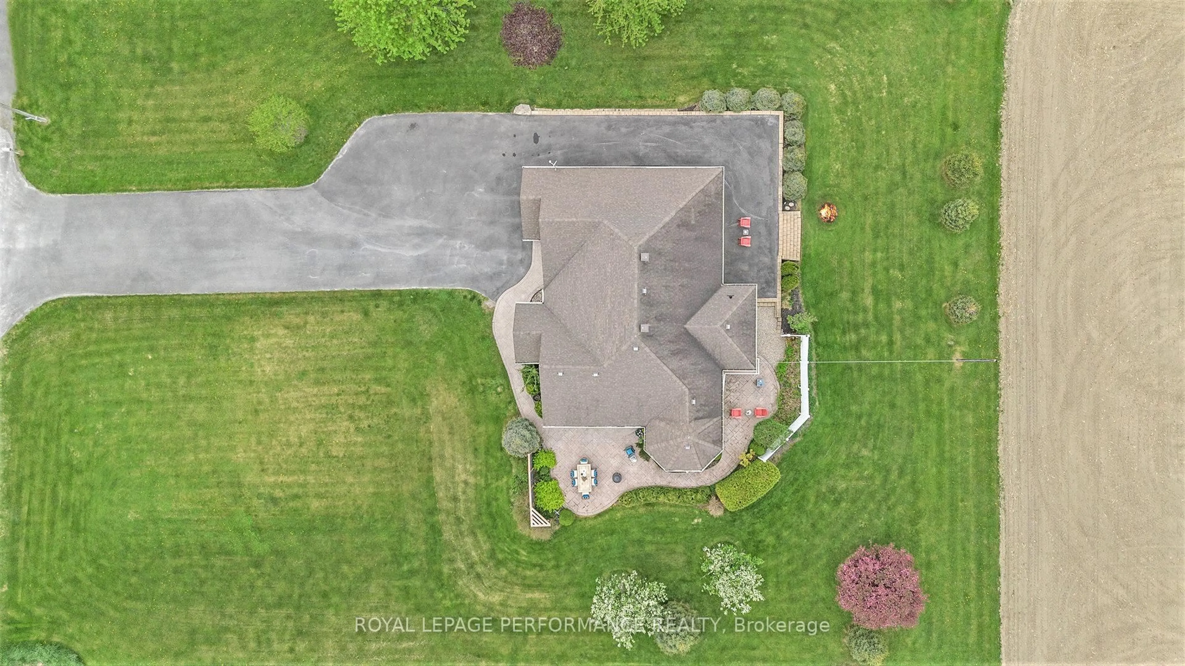 A pic from outside/outdoor area/front of a property/back of a property/a pic from drone, street for 1218 800 Rte, The Nation Ontario K0A 3C0