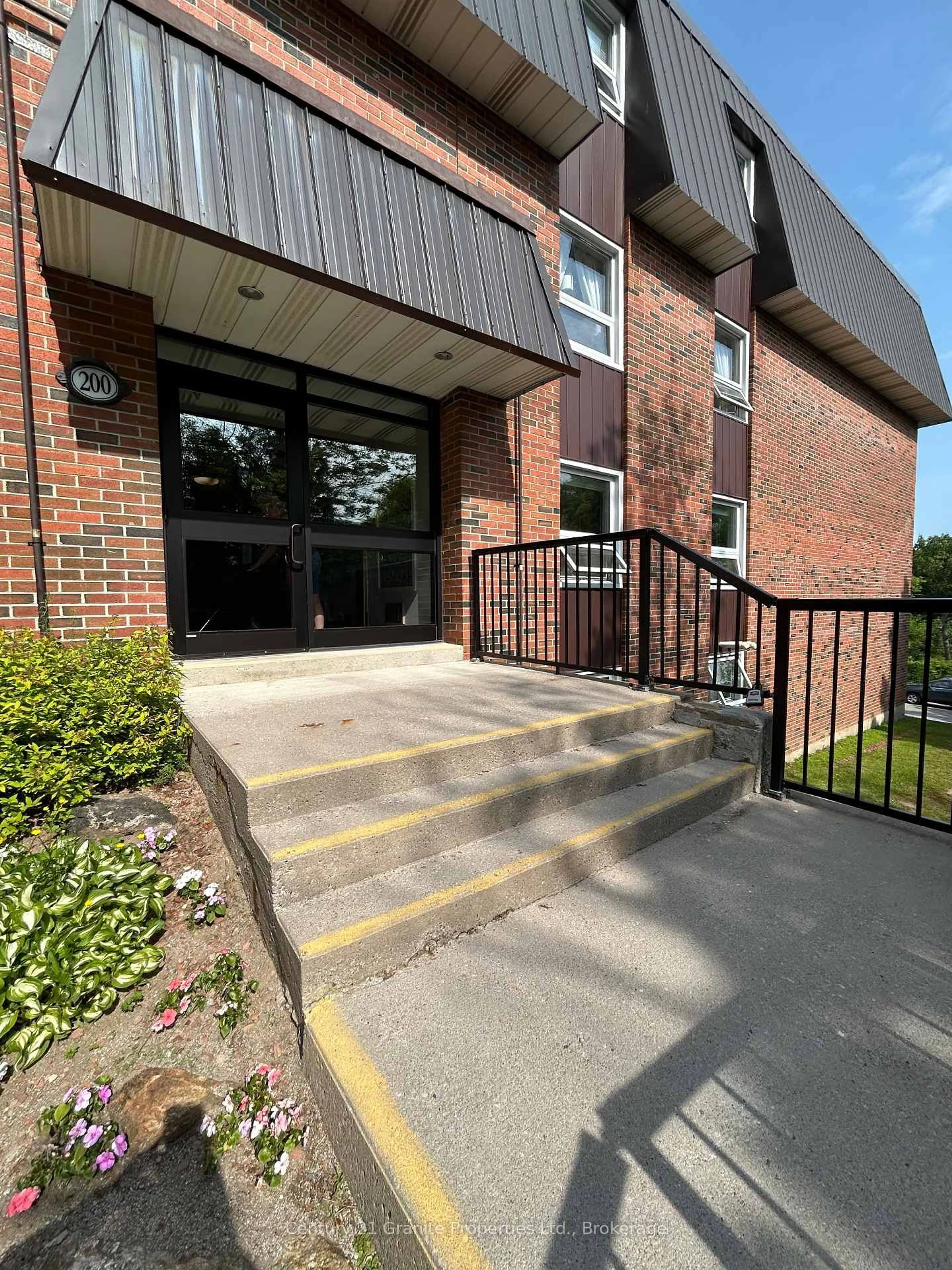 Unknown for 200 Beaconview Hts #306, Parry Sound Ontario P2A 2E1